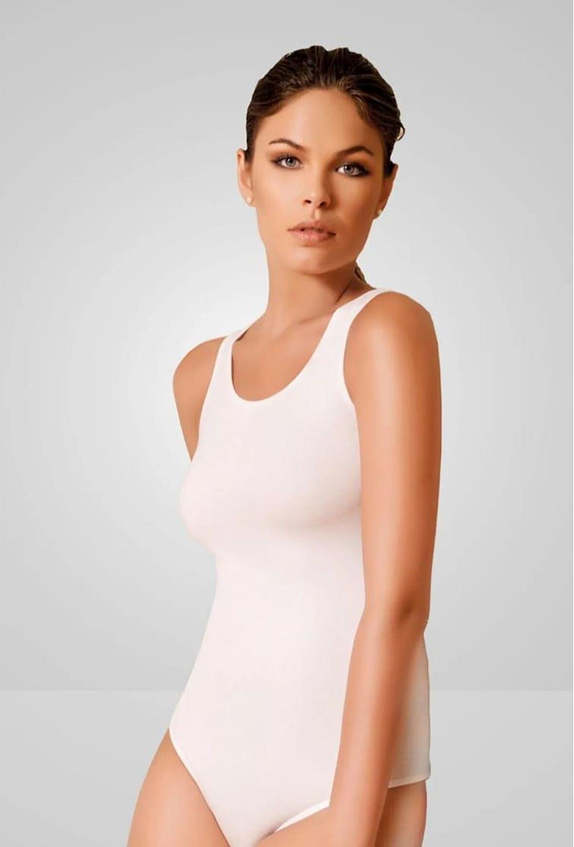 BERRAK 2083 KADIN KALIN ASKILI LİKRALI ÇITÇITLI BODY TEKLİ