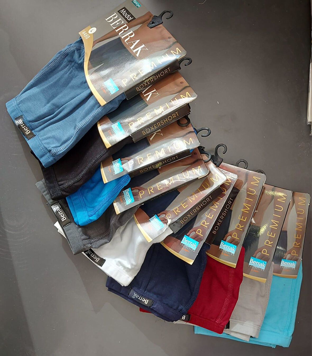 BERRAK 4488 ERKEK MODAL İNCE KEMER LASTİKLİ ÇOK RENKLİ BOXER 12 ADET