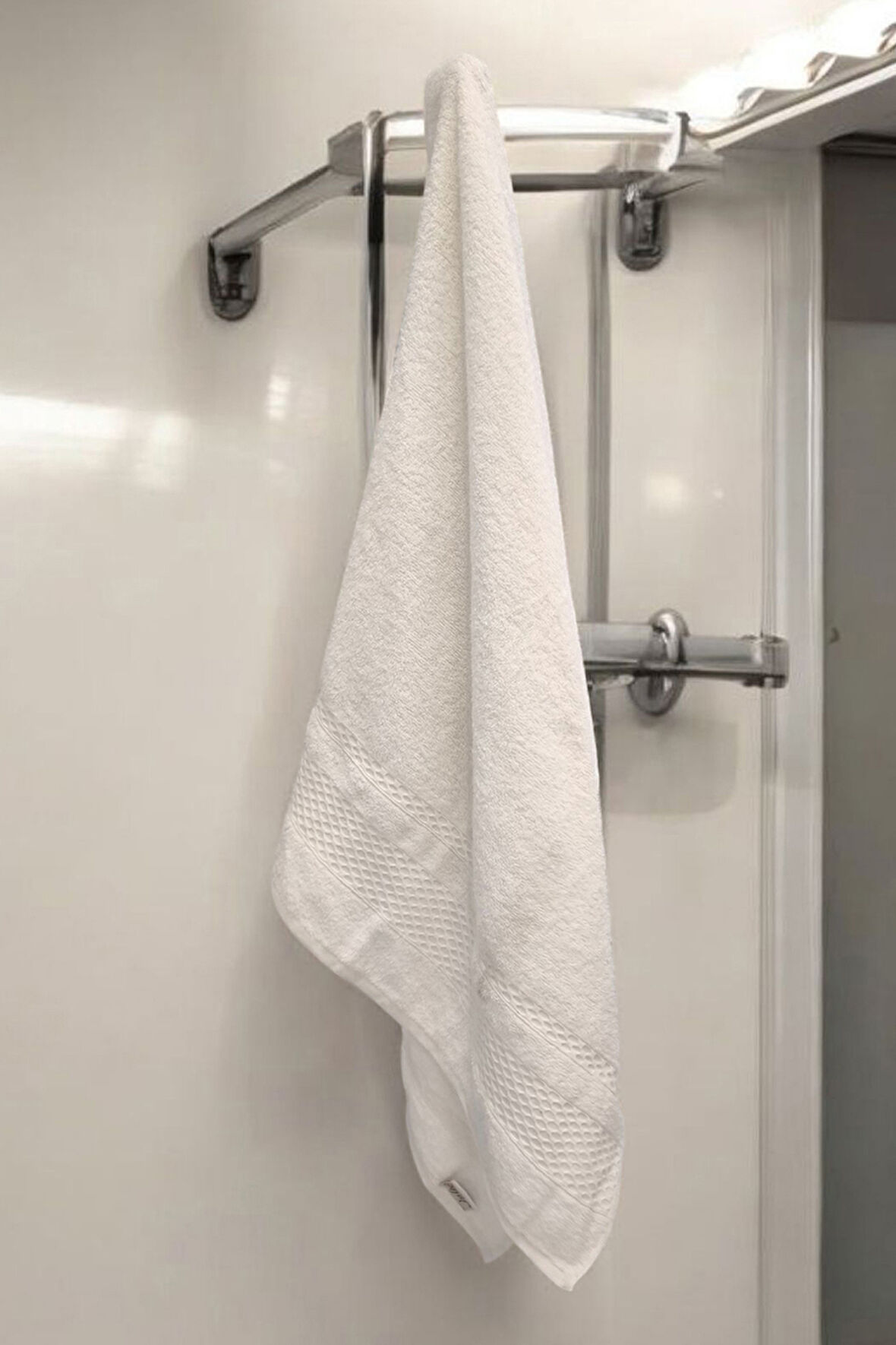 %100 Pamuk Desenli Banyo Havlusu