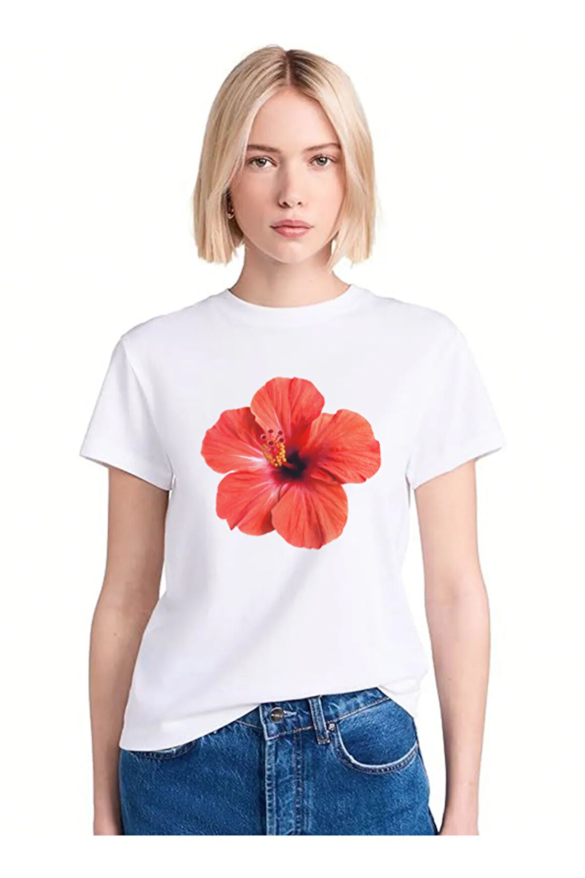 Kırmızı Hibiskus Çiçeği Baskılı Bisiklet Yaka Basic Trend Kadın T-shirt