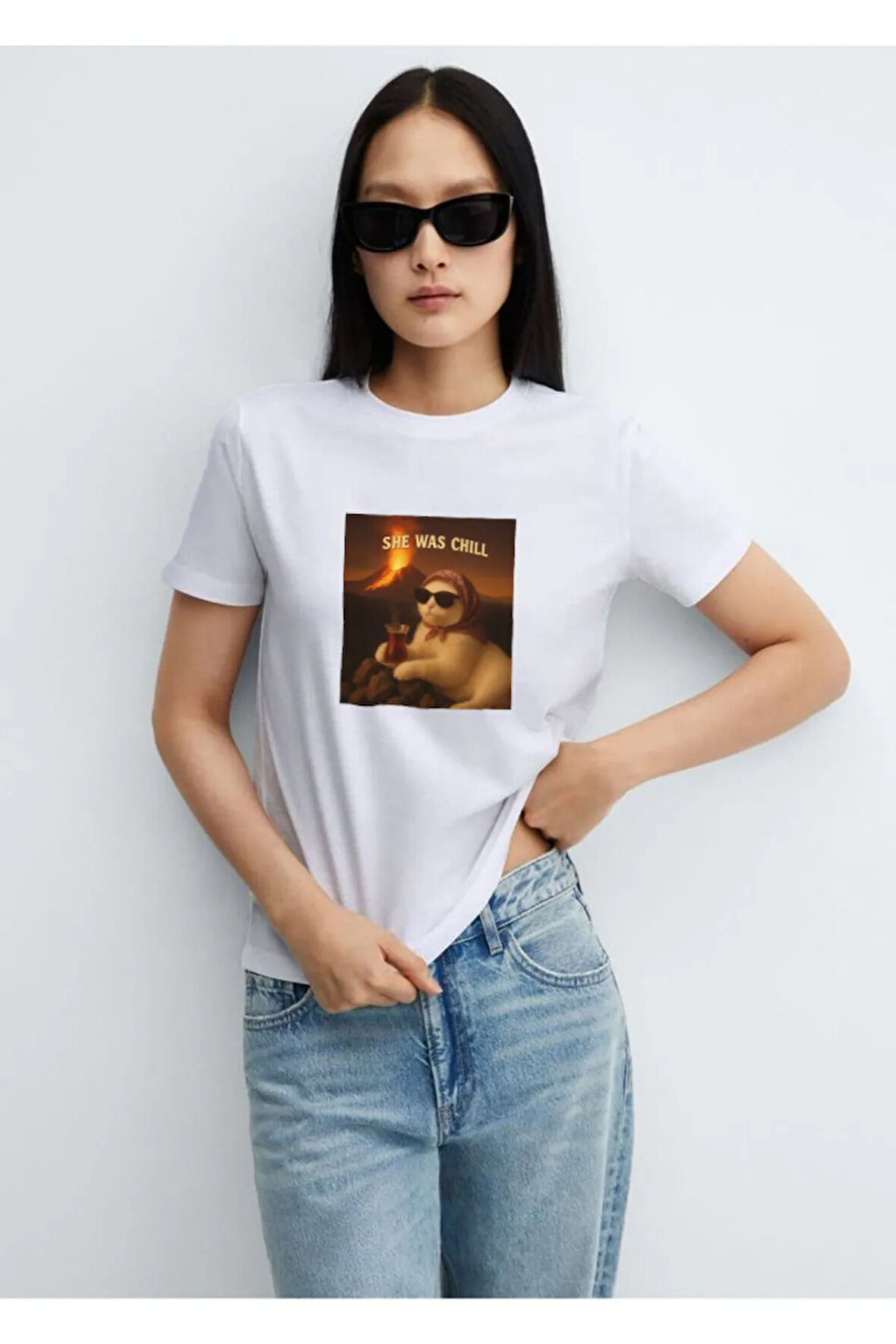She was chill Baskılı Bisiklet Yaka Basic Trend Kadın T-shirt