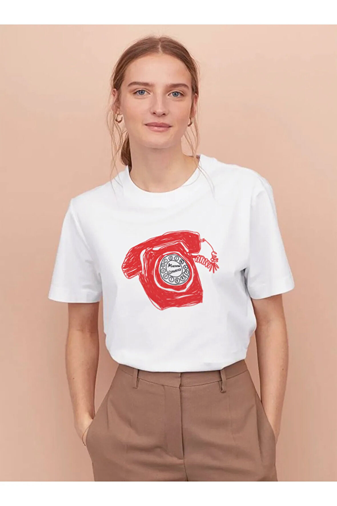 Retro Call Baskılı Bisiklet Yaka Basic Trend Kadın T-shirt