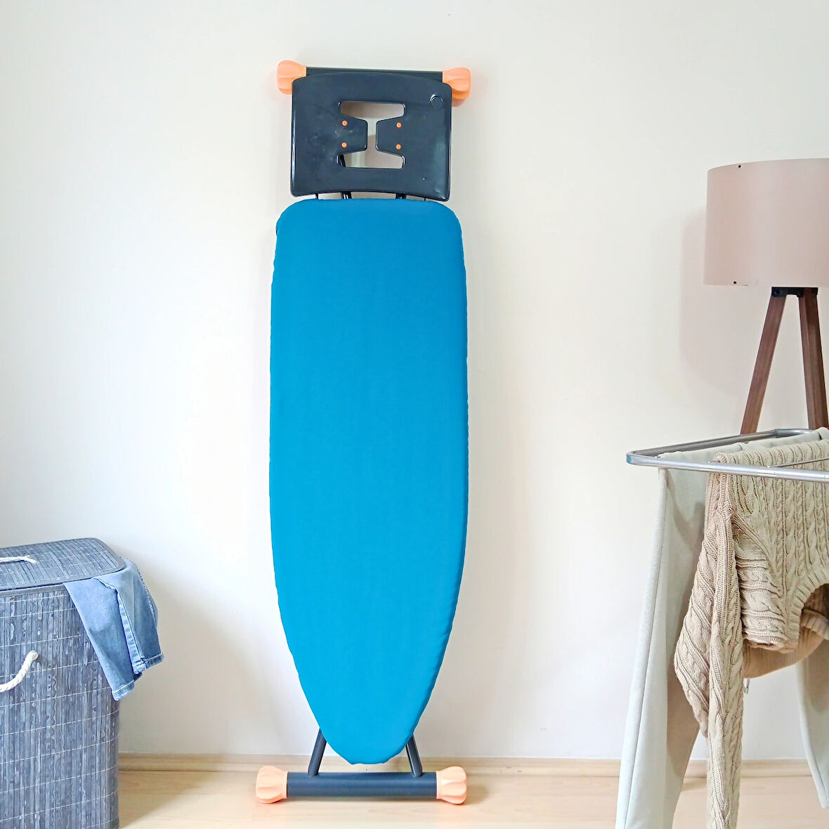  Ütü Masası Kılıfı Büyük Boy Ipli Stoperli Keçeli Örtüsü Bezi 55x140cm Premium Blue