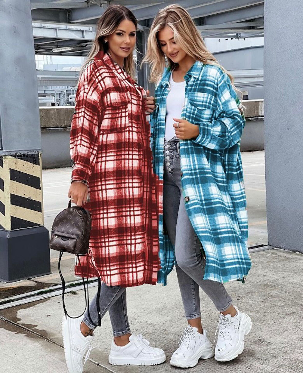 Kadın Kırmızı Uzun Ekose Detay Fırsat ürün Ekose Ceket