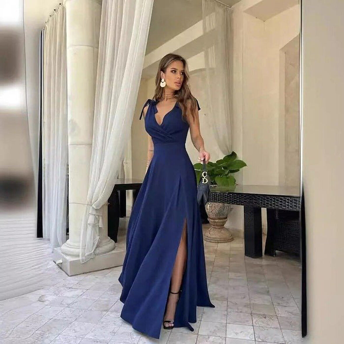 Kadın Askılı Omuzdan Bağlamalı Kruvaze Yakalı Uzun Yırtmaçlı Janjan Krep Elbise