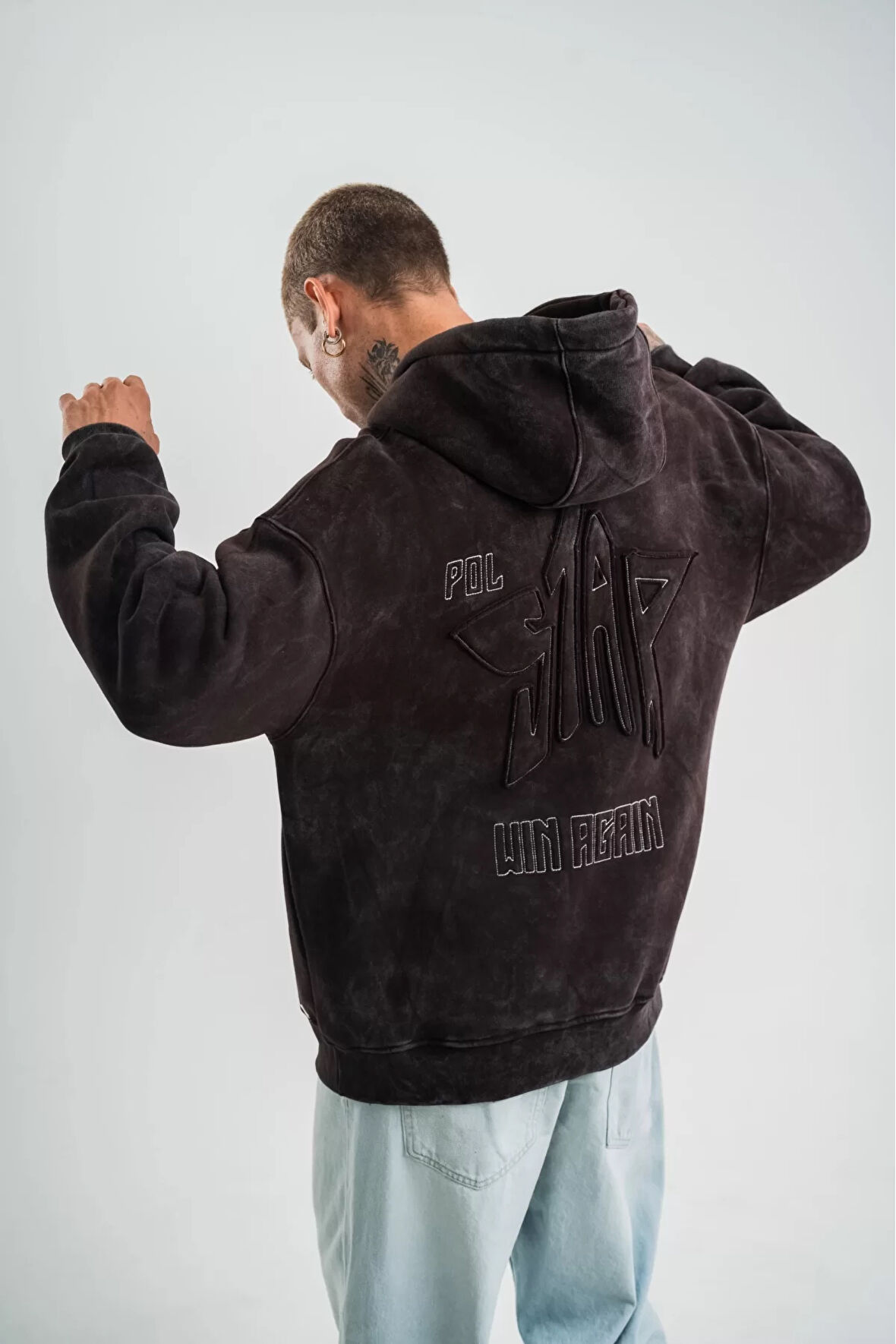 Nakış İşlemeli Oversize Sweatshirt