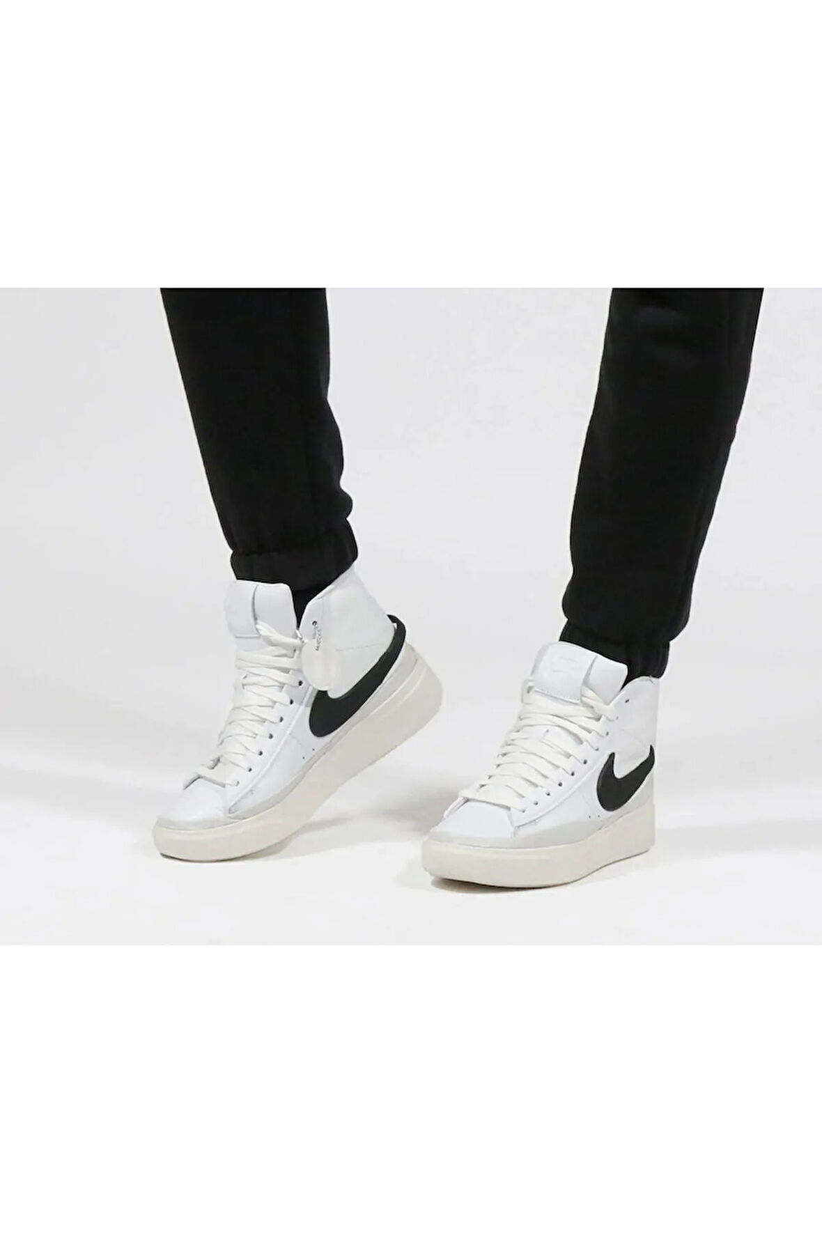 Blazer Phantom Mid Günlük Spor Aysakkabı Dx5800-100 (YARIM NUMARA BÜYÜK ALMANIZI ÖNERİRİZ)