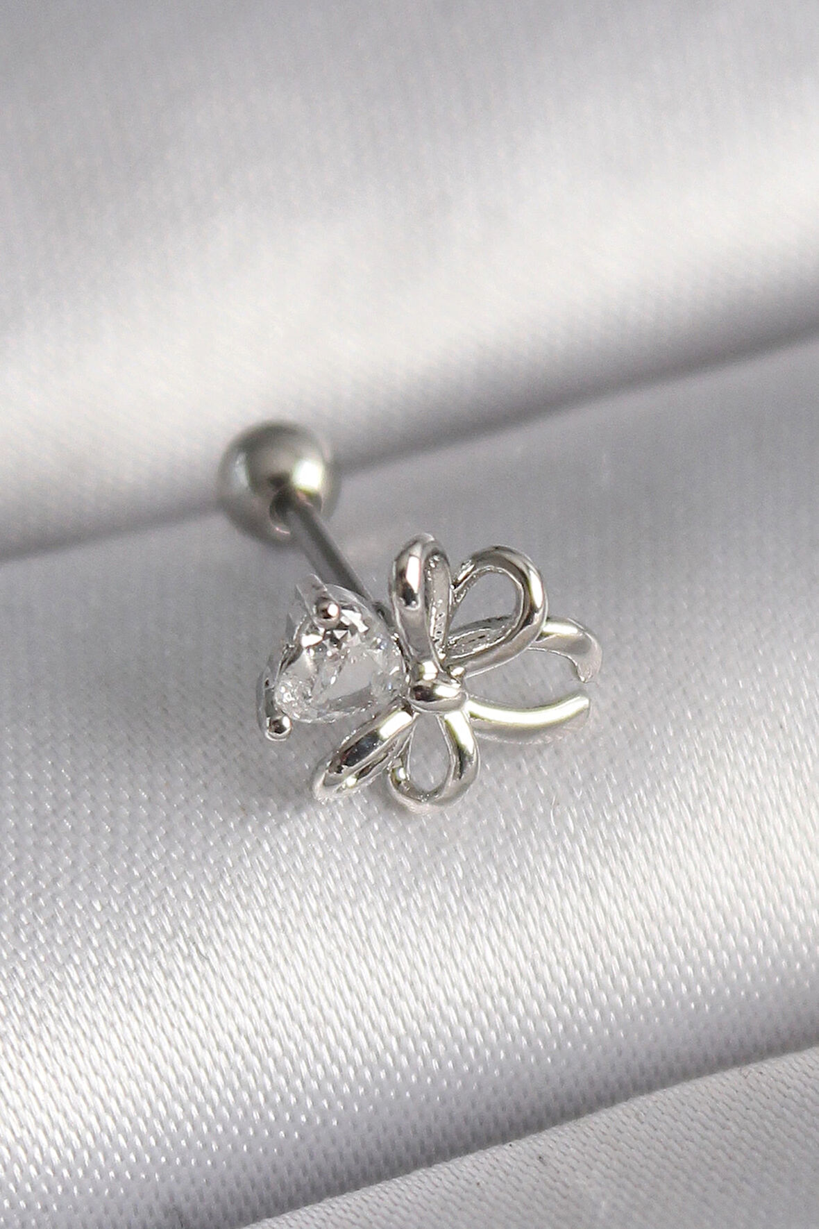 Dodes 316L Çelik Gümüş Renk Zirkon Taş Detay Kurdele Model Tragus Piercing TG27PR1289