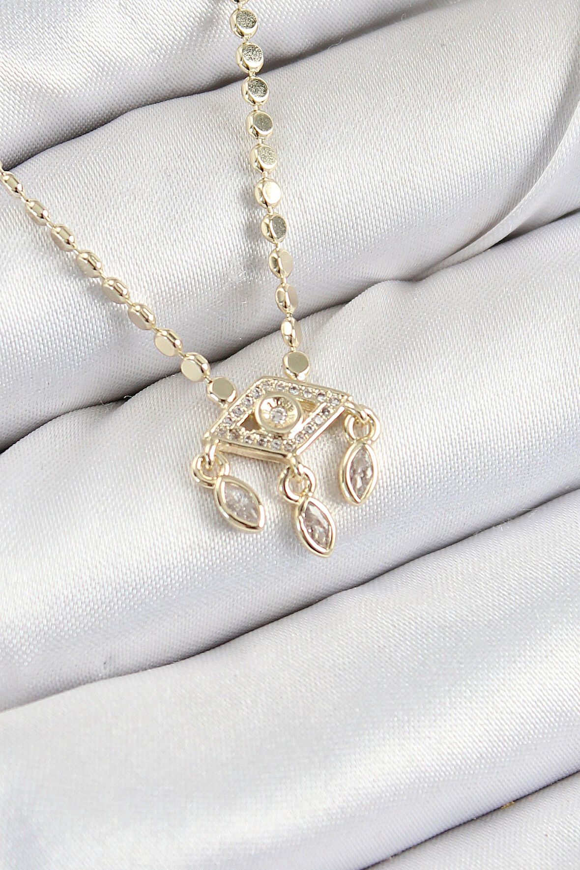 Dodes Dodes Pirinç Zirkon Taşlı Sallantılı Göz Model Ezme Zincir Gold Renk Kadın Kolye TG27BKO10389