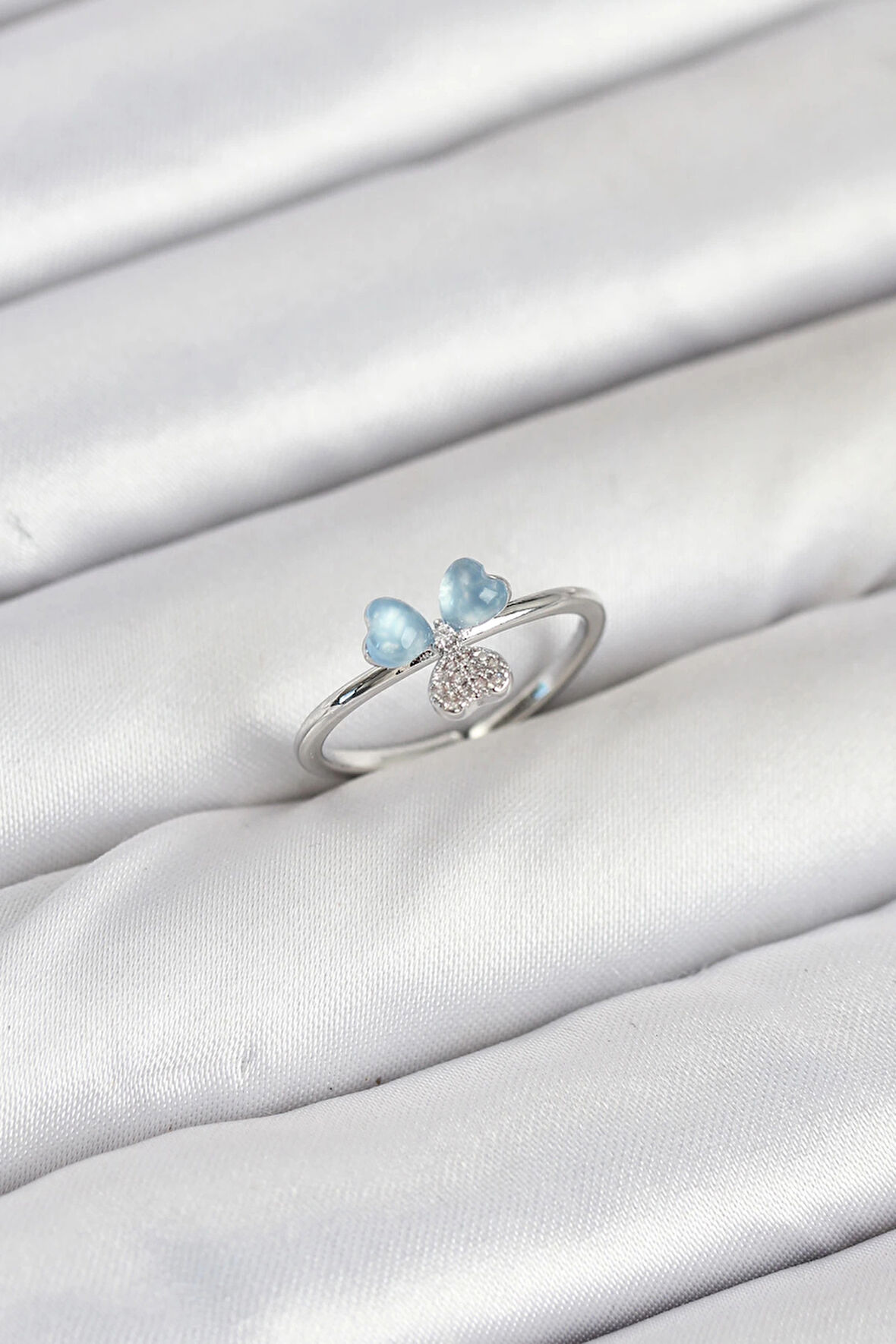 Dodes Pirinç Gümüş Renk Yonca Model Kadın Yüzük TG27BYK3895