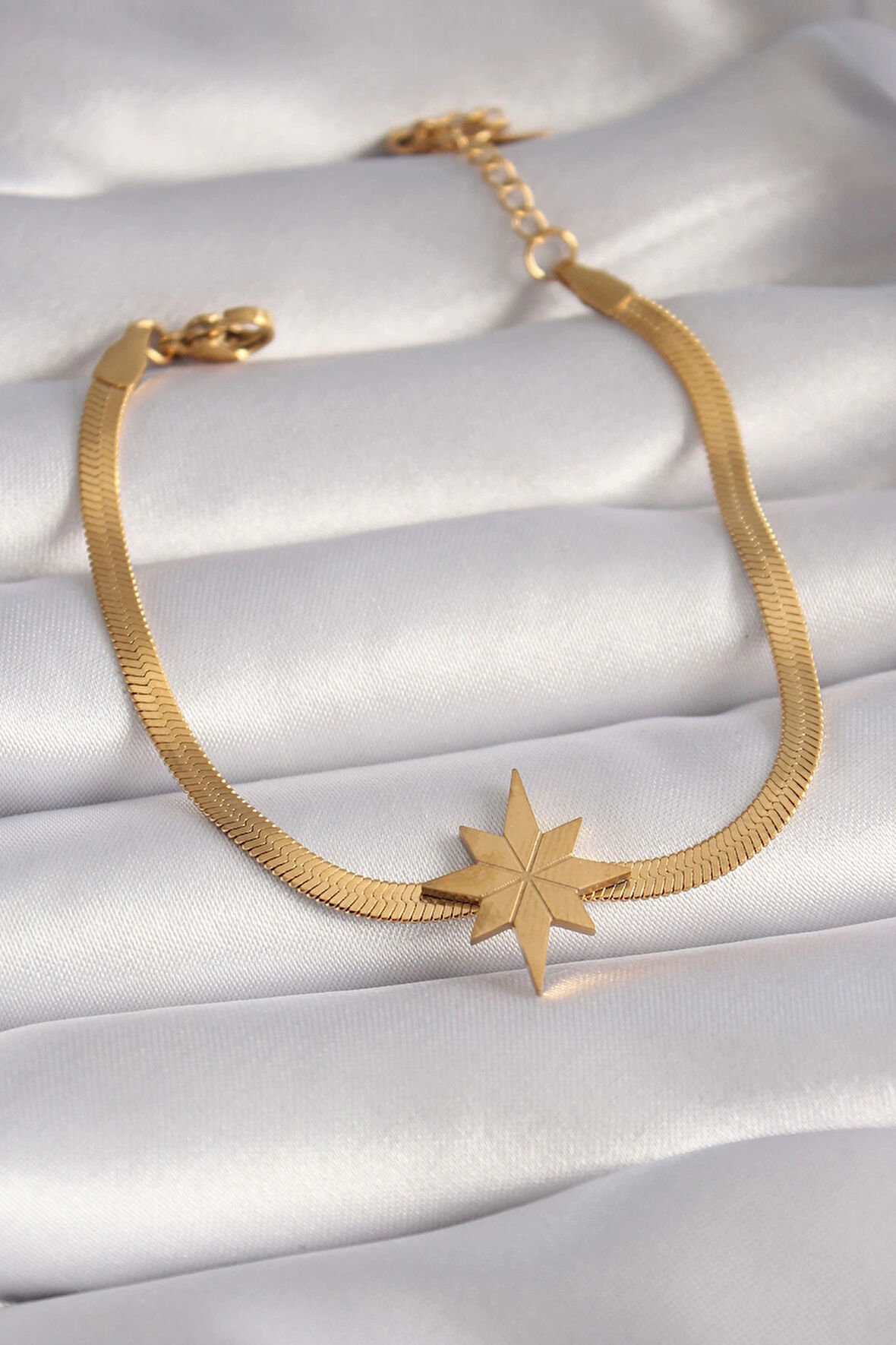 Dodes 316L Çelik Gold Renk İtalyan Zincir Model Kutup Yıldızı Figür Kadın Bileklik TG27BB5932