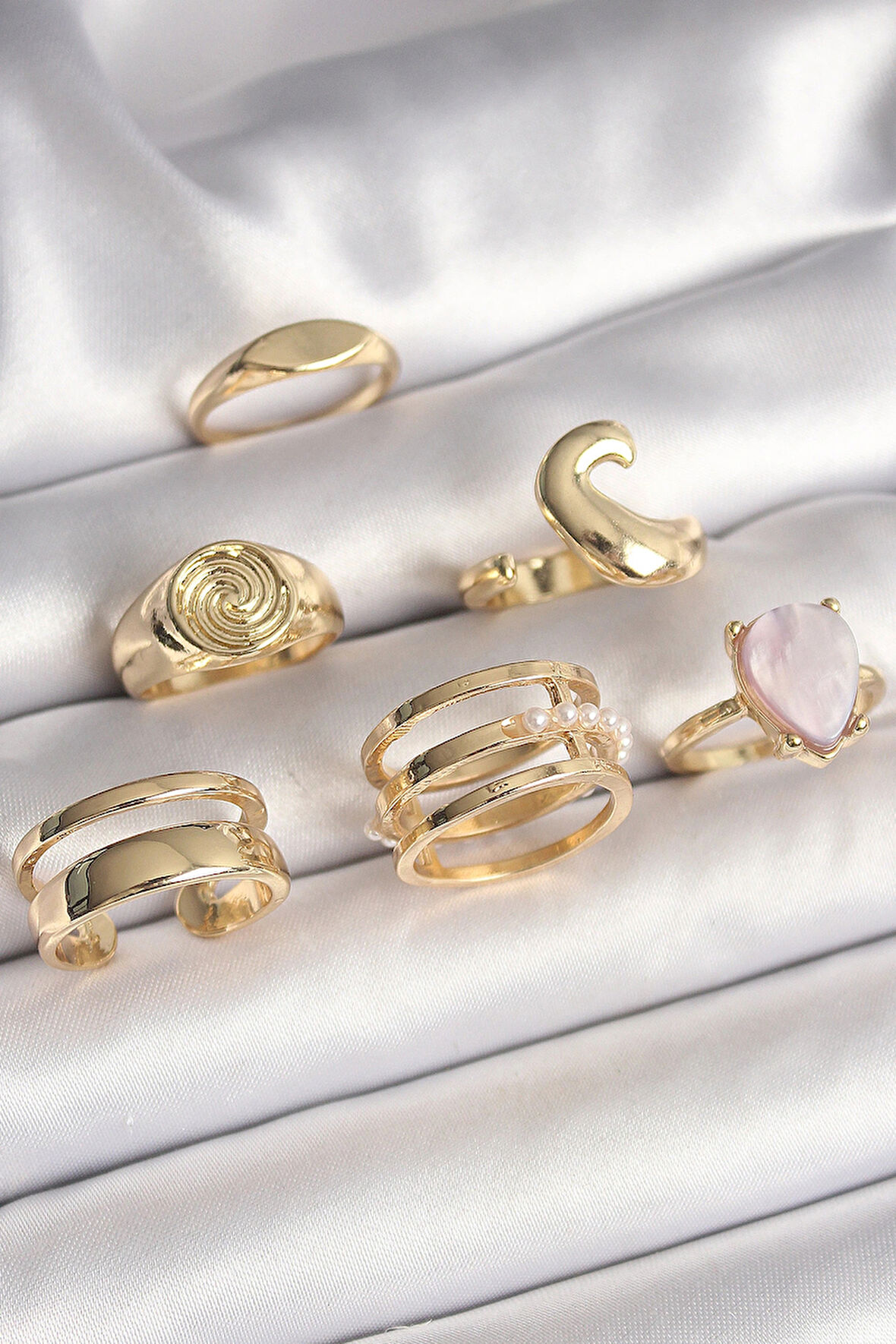 Dodes Dodes Pirinç Gold Renk Pembe Damla Mineli Sarmal İşleme Detaylı 6'Lı Kadın Yüzük Seti TG27BYK3628