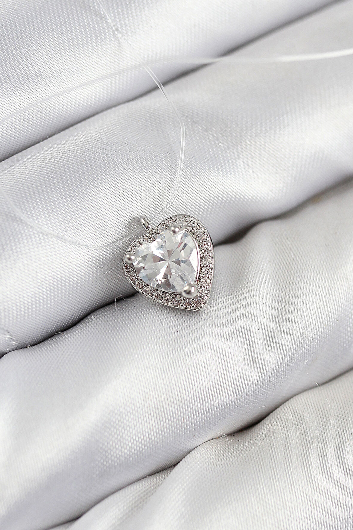 Dodes Dodes Misineli Kalp Model Gümüş Renk Hayalet Kolye TG27BKO10503