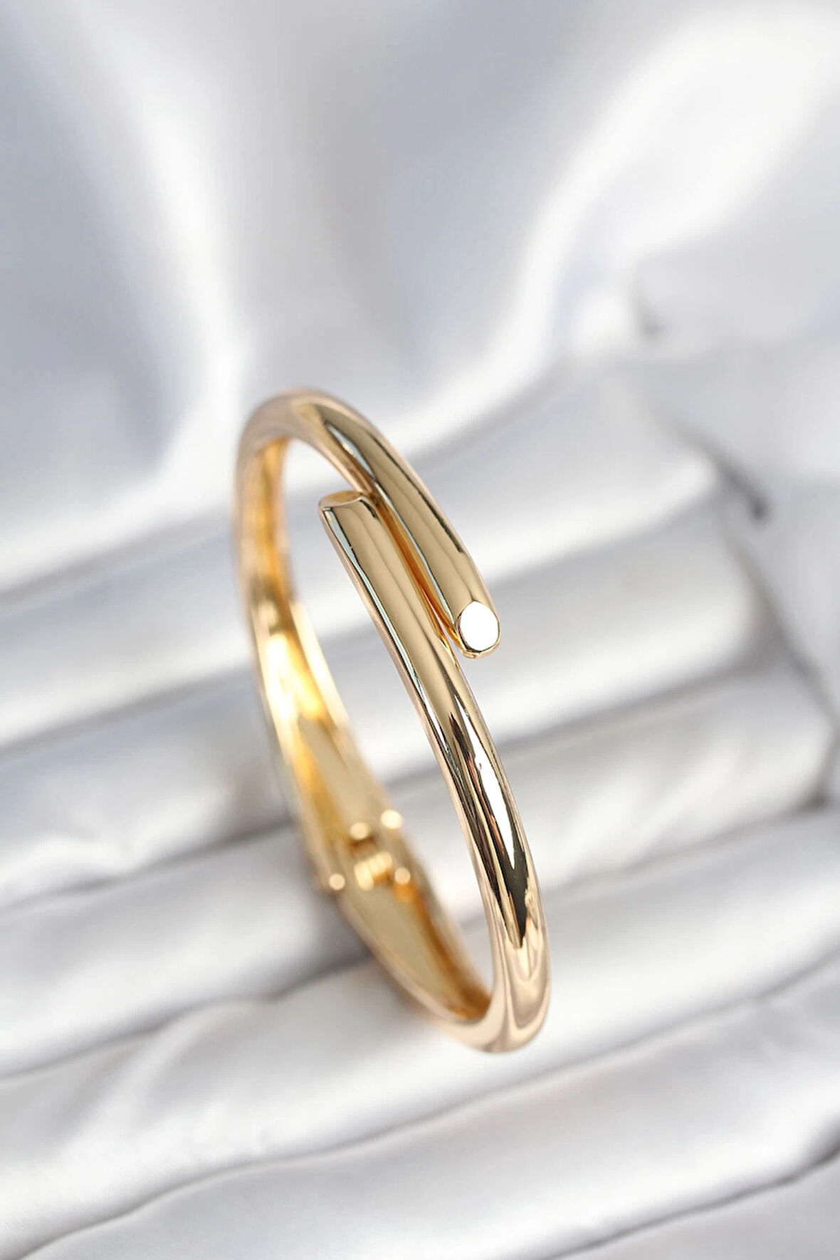 Dodes Pirinç Gold Renk Kadın Kelepçe Bileklik TG27BB7975