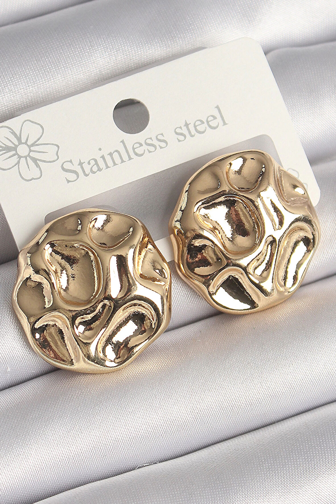 Dodes Pirinç Gold Renk İşlemeli Daire Plaka Model Kadın Küpe TG27BKP10256