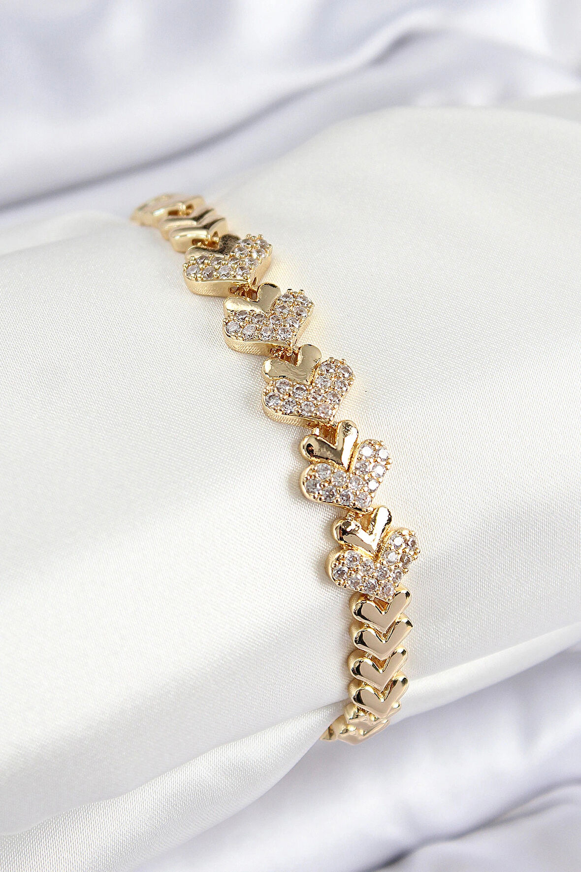 Dodes Dodes Pirinç Zirkon Taşlı Kalp Model Gold Renk Kadın Bileklik TG27BB7901