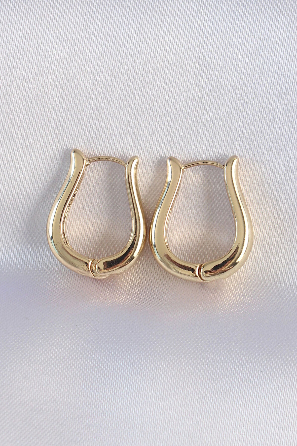 Dodes Dodes Pirinç Gold Renk İçi Boş Gül Küpe TG27BKP8976