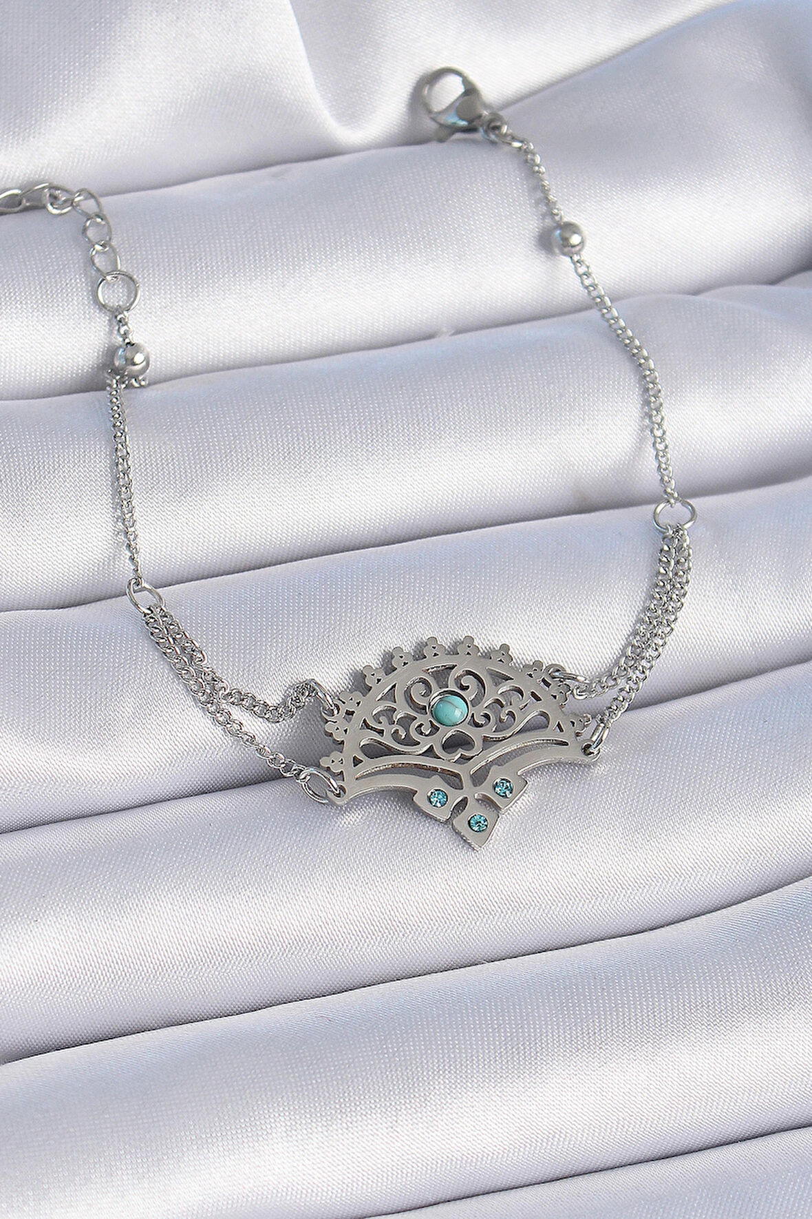 Dodes 316L Çelik Gümüş Renk Mavi Taşlı Etnik Desen Kadın Bileklik TG27BB6436