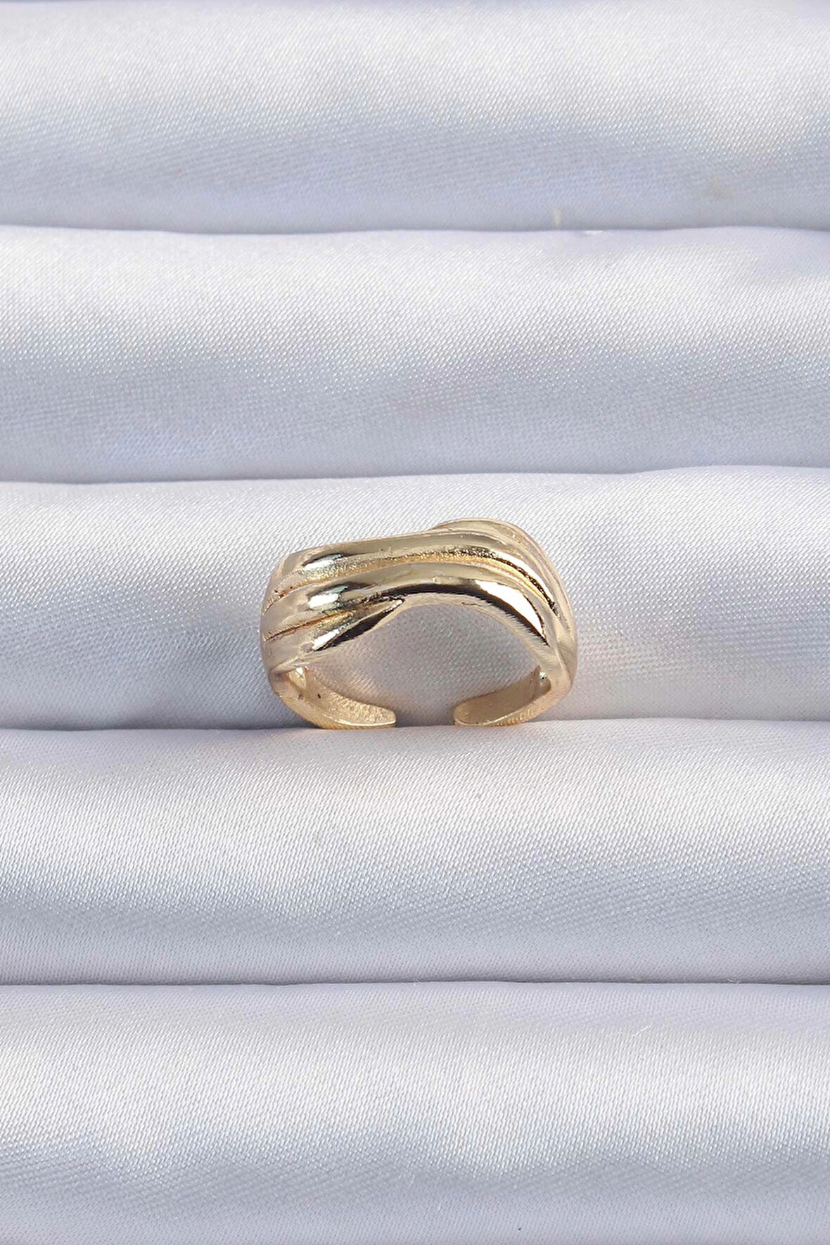 Dodes Pirinç Altın Renk Kıvrımlı Ayarlanabilir Yüzük TG27BYK3291