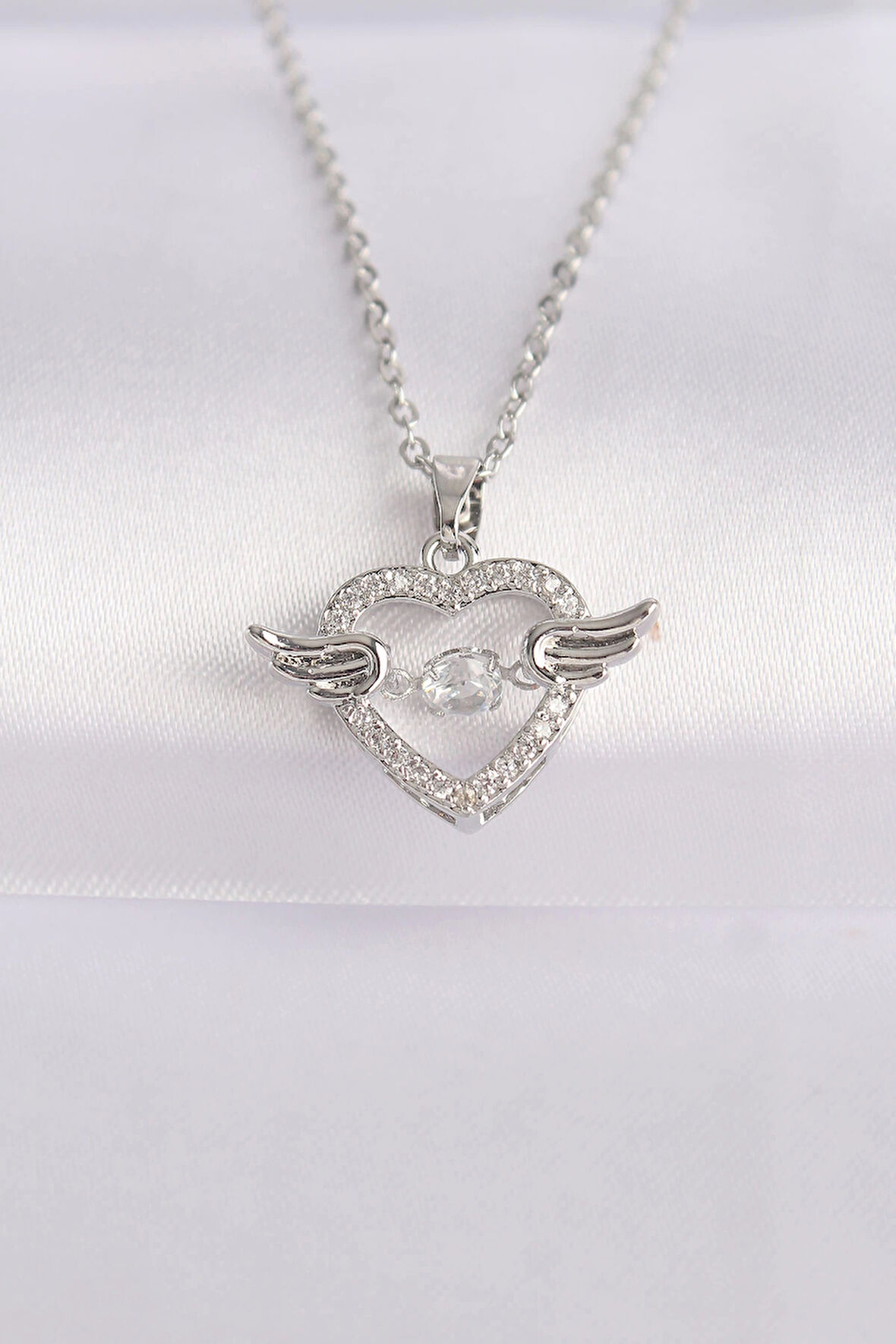 Dodes 316L Çelik Zincir Gümüş Renk Zirkon Taşlı Kanatlı Kalp Kolye TG27BKO8627
