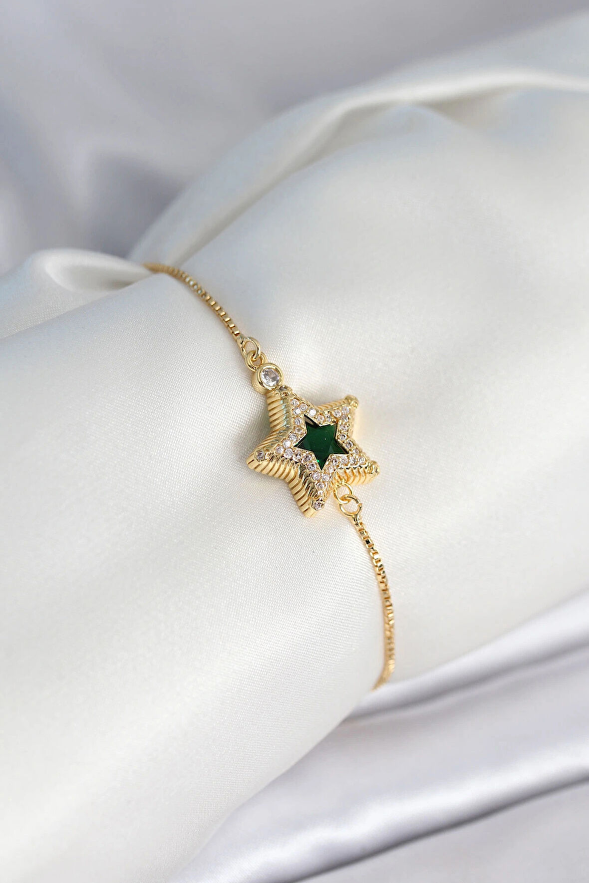 Dodes Dodes Yıldız Model Asansörlü Gold Renk Kadın Bileklik TG27BB8013