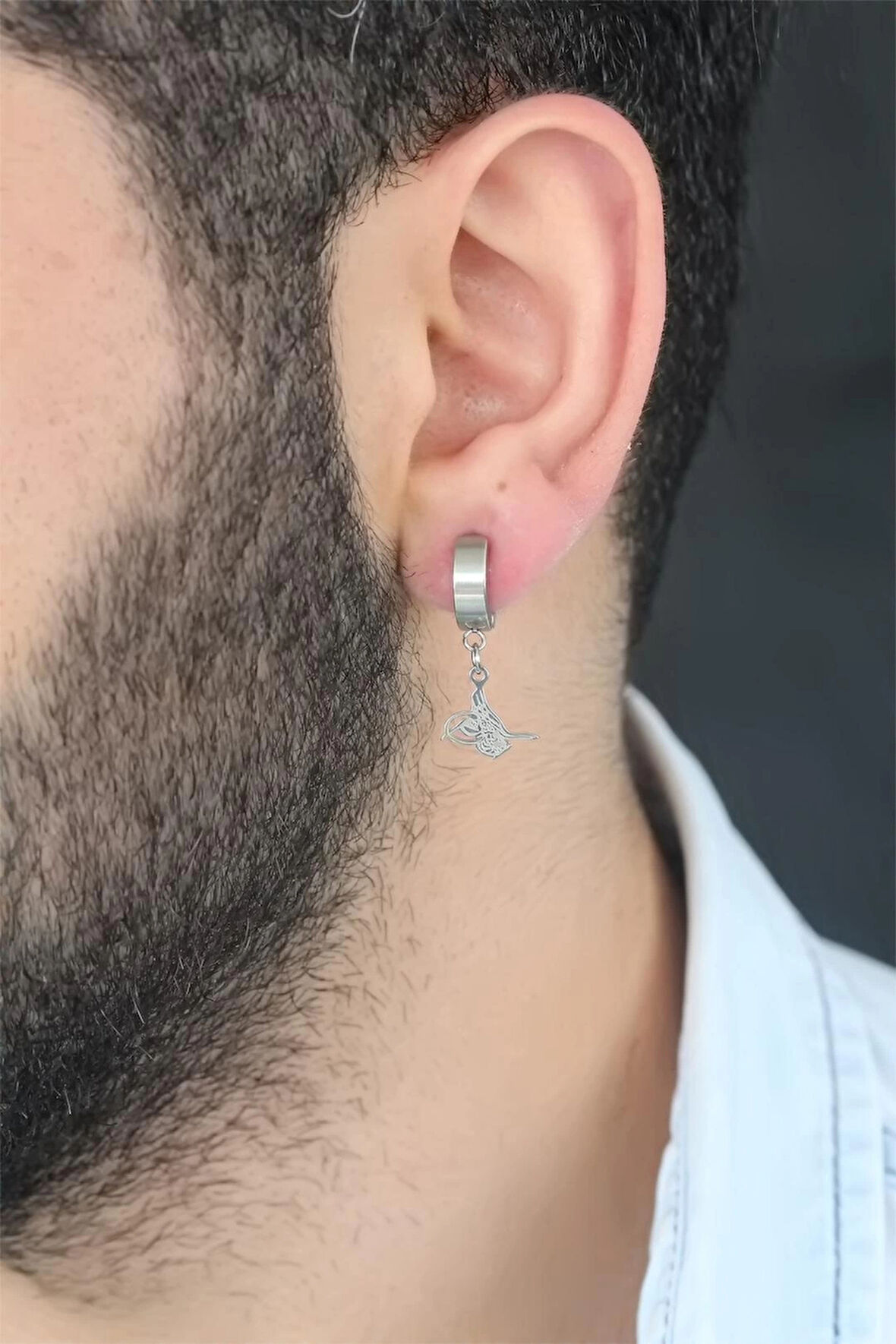 Dodes Silver Renk Kaplama Osmanlı Tuğra Figürlü Kıstırmalı Çelik Erkek Küpe TG27EKP117