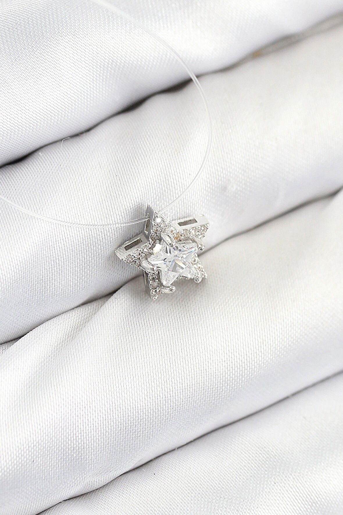 Dodes Dodes Misineli Yıldız Model Gümüş Renk Hayalet Kolye TG27BKO10504