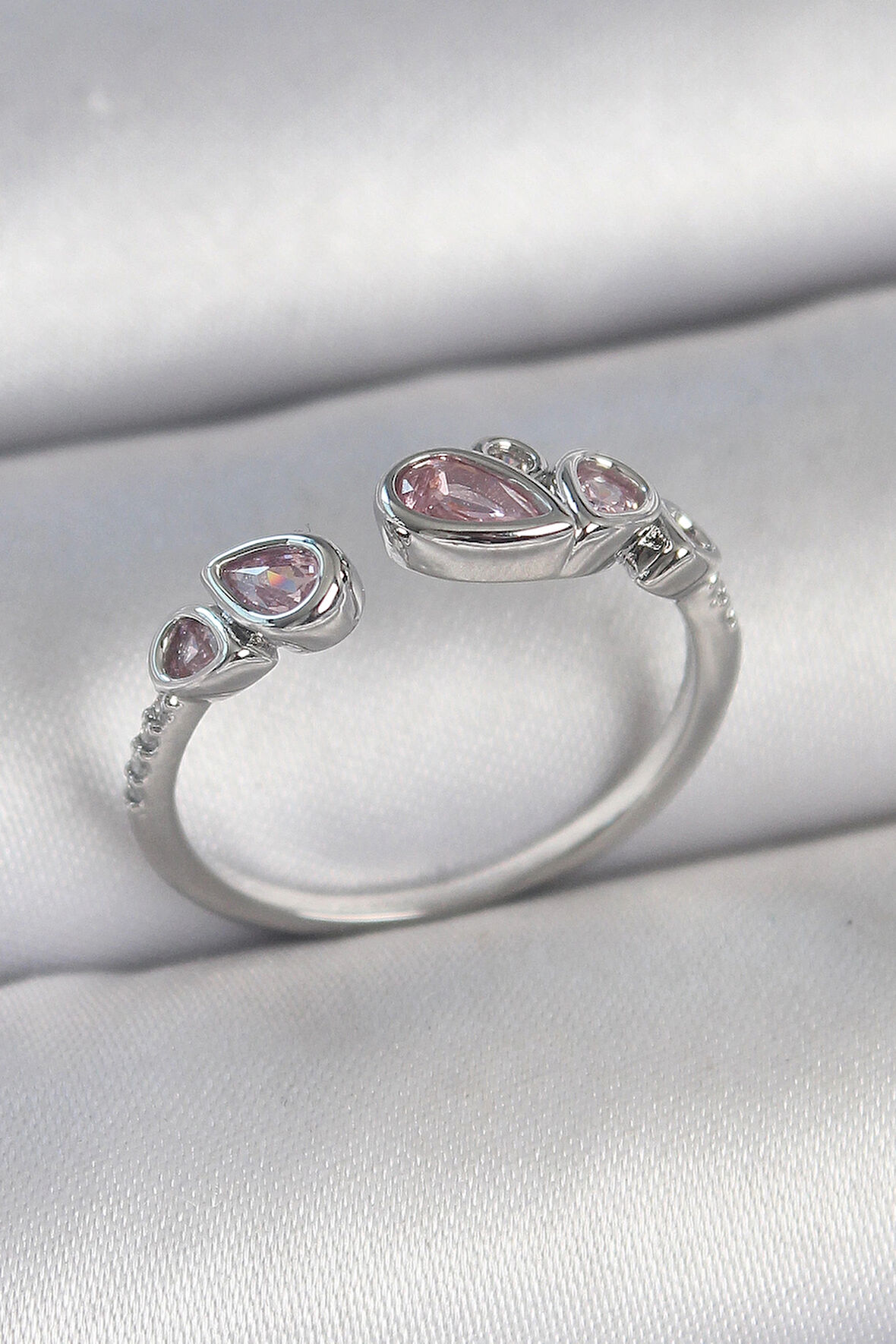 Dodes Pirinç Gümüş Renk Pembe Damla Zirkon Taşlı Ayarlanabilir Model Kadın Yüzük TG27BYK3734