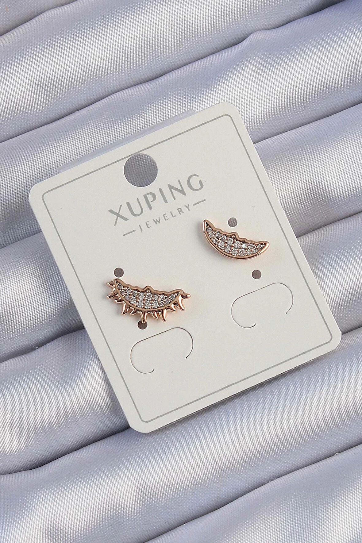 Dodes Xuping Rose Renk Zirkon Taşlı Ay ve Güneş Tasarımlı Küpe TG27BKP9429