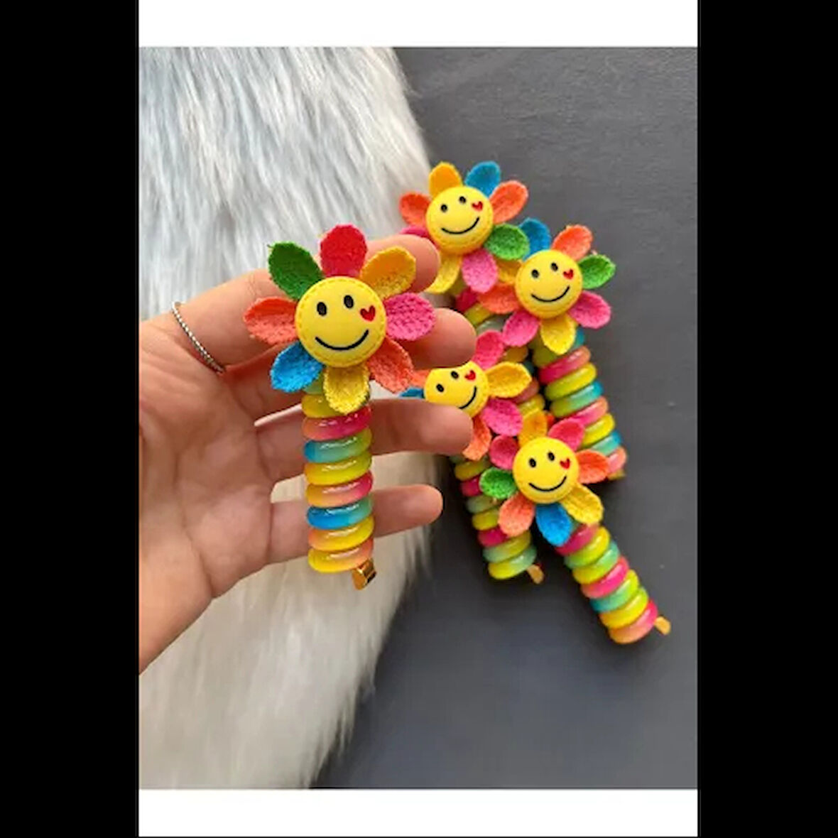 Dodes Gülen Güneş Spiral Toka