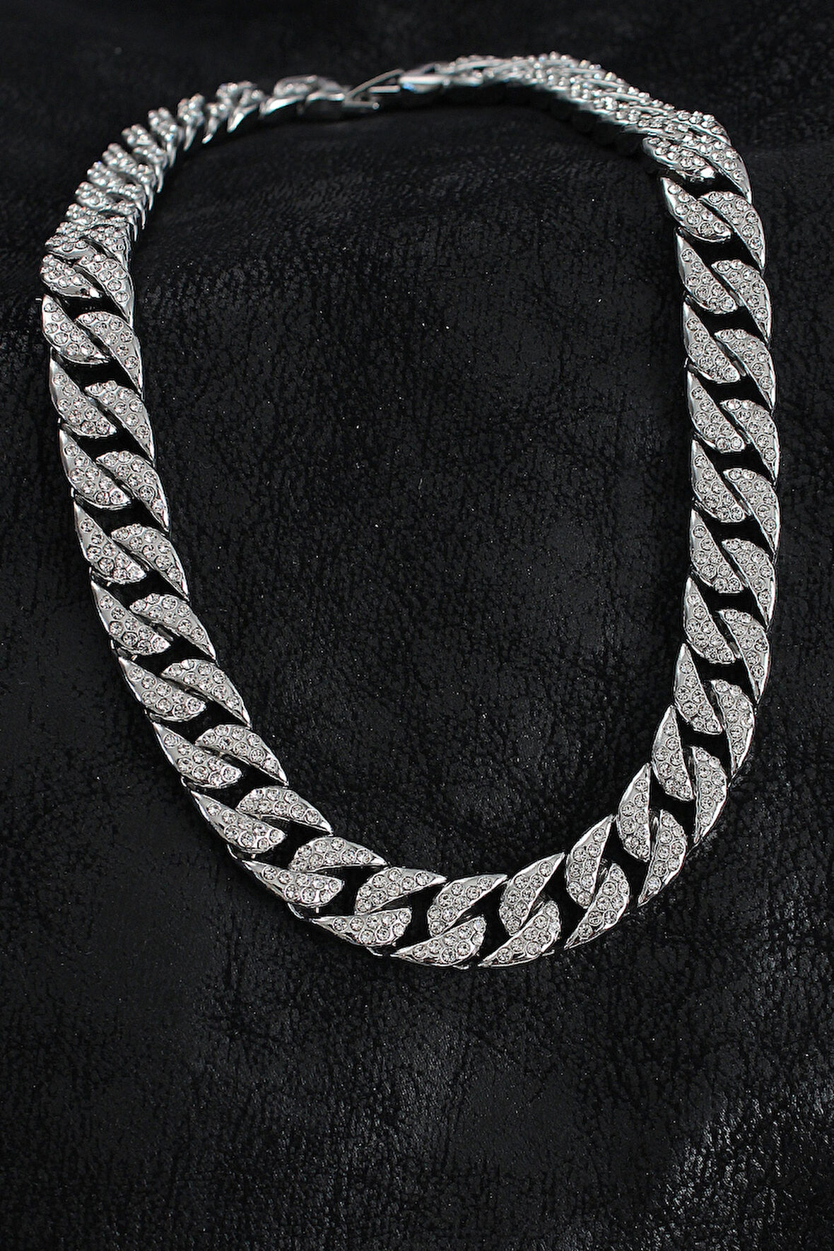 Dodes Dodes Pirinç Zirkon Taşlı Cuba Gurmet Model Gümüş Renk Erkek Kolye TG27ERK1404