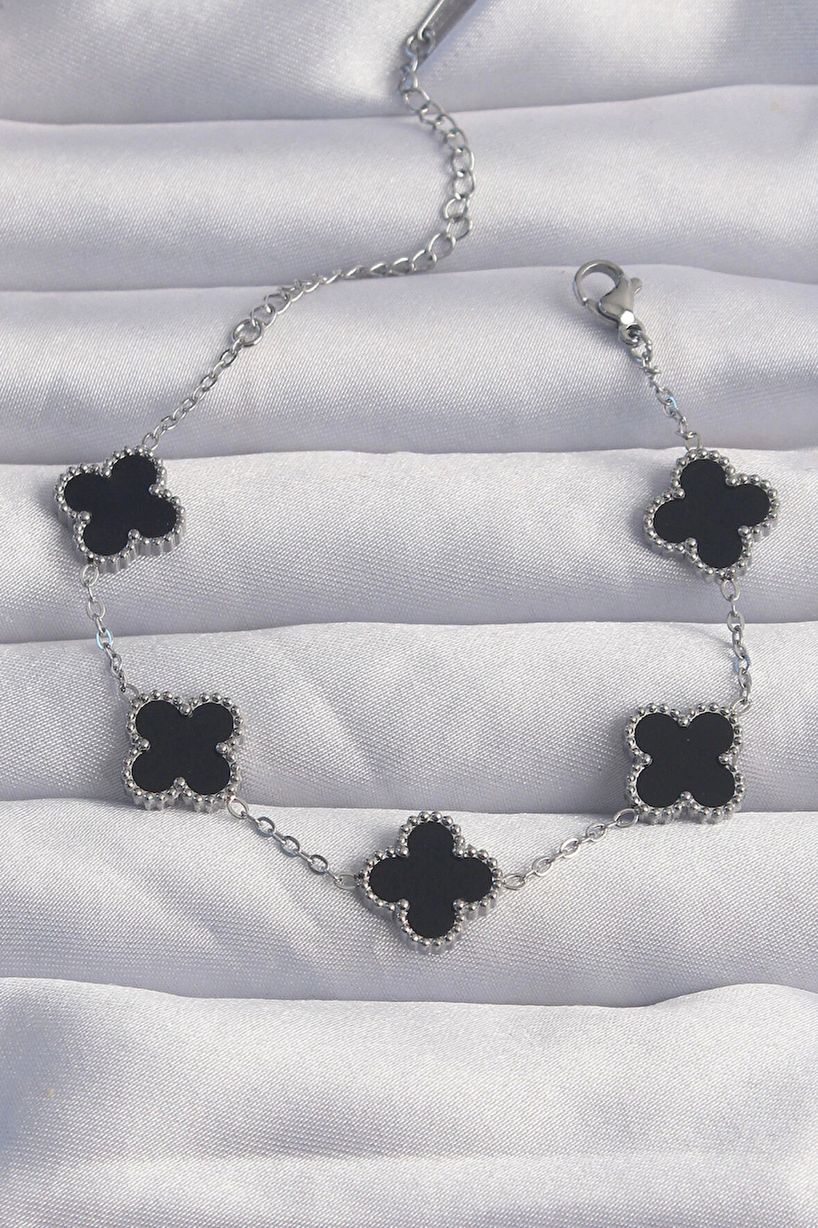 Dodes 316L Çelik Gümüş Renk Siyah Mineli Yonca Bileklik TG27BB6257