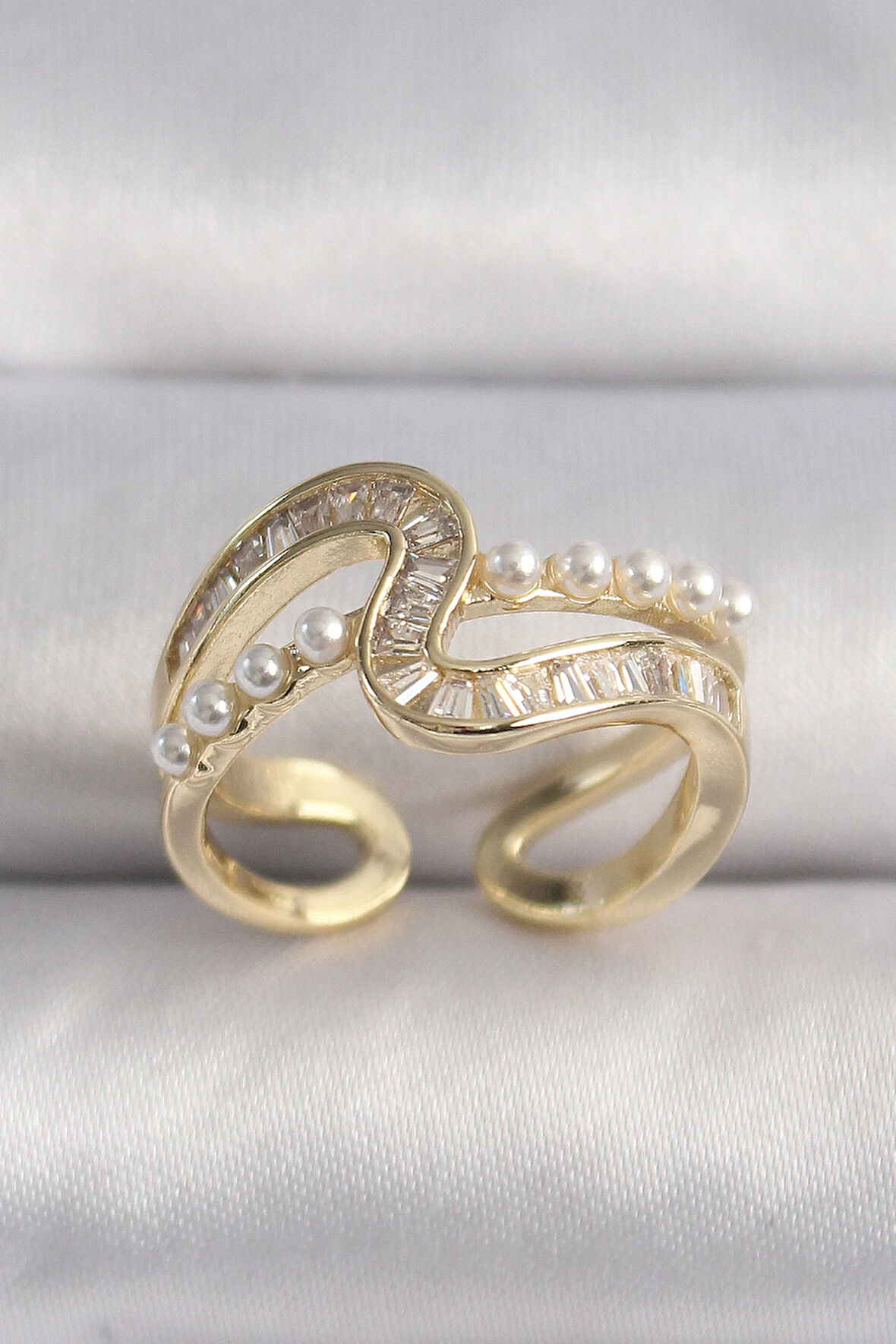 Dodes Pirinç Gold Renk Zirkon Taşlı İnci Detay VIP Seri Kadın Yüzük TG27BYK3520