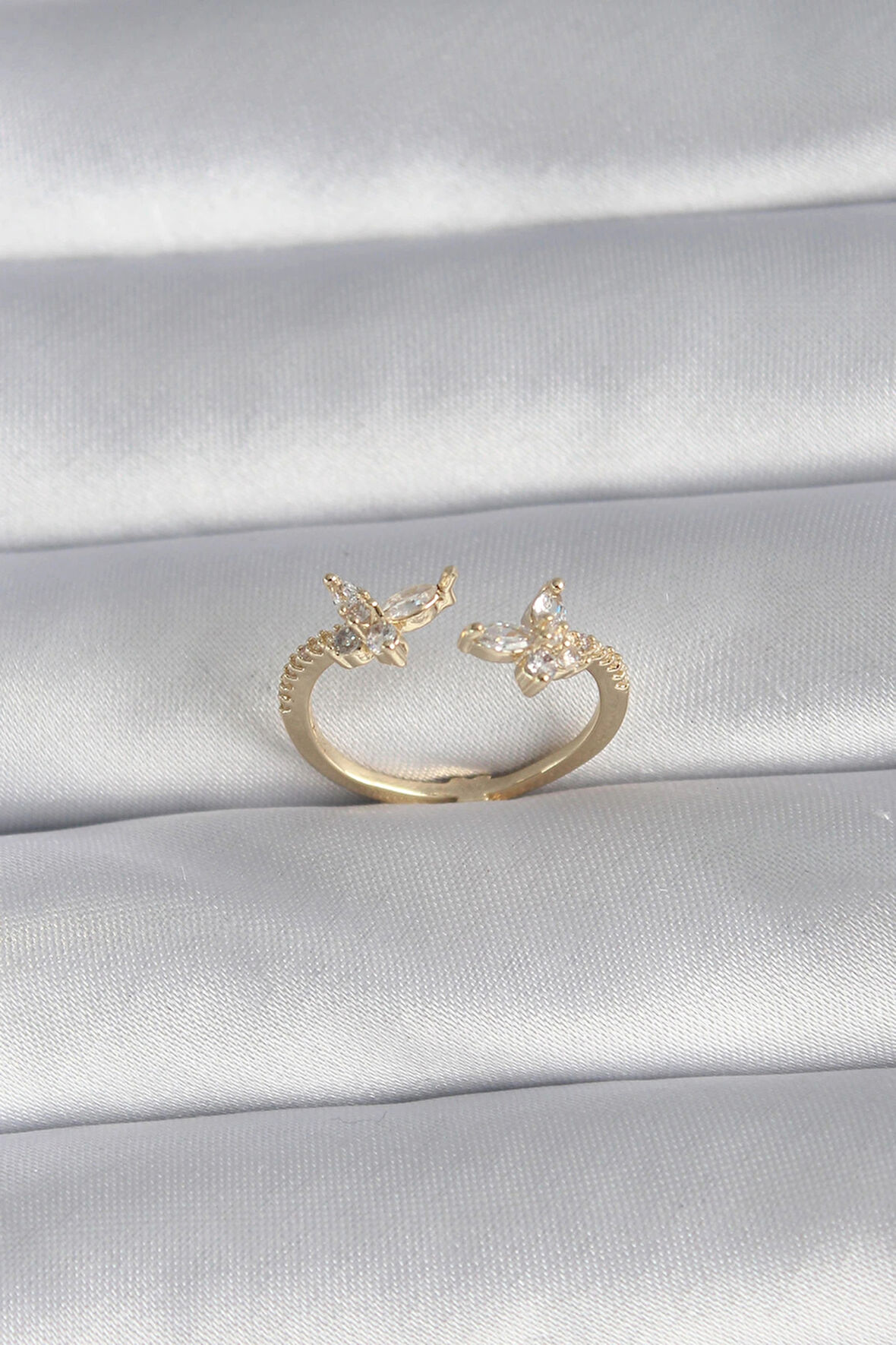 Dodes Dodes Pirinç Gold Renk Zirkon Taşlı Kelebek Model Kadın Yüzük TG27BYK3850