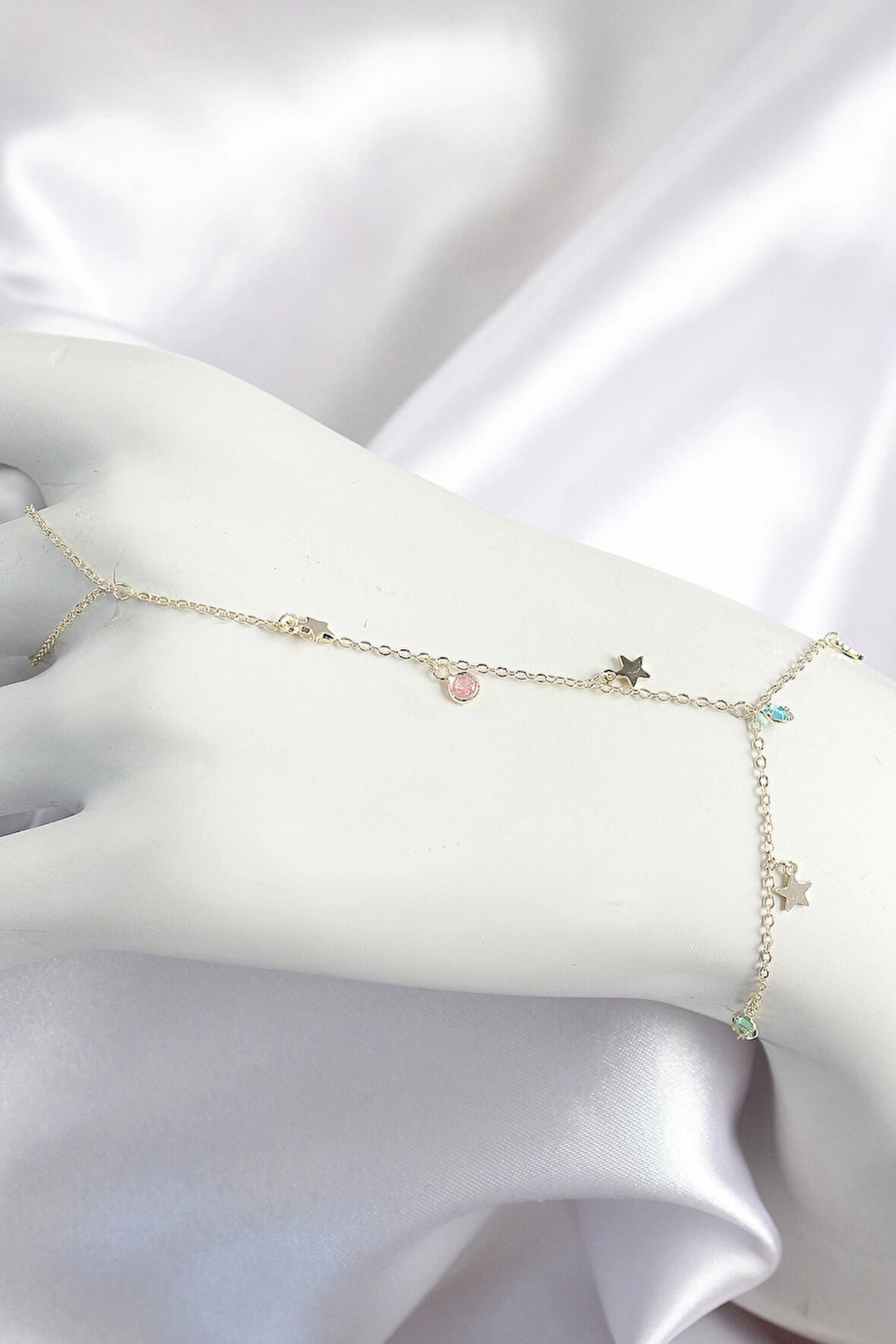 Dodes Pirinç Renkli Zirkon Taşlı Sallantılı Yıldızlı Model Gold Renk Kadın Şahmeran TG27SN707