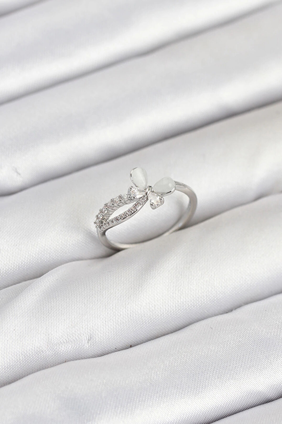 Dodes Pirinç Gümüş Renk Kelebek Zirkon Taşlı Kadın Yüzük TG27BYK3855