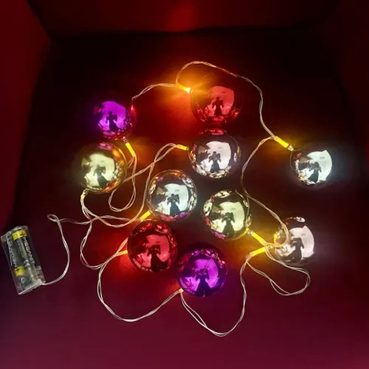 Dodes 2m 10 LED Pilli Parlak Top Lamba - 2 Kademeli Yılbaşı Ağacı Süsü