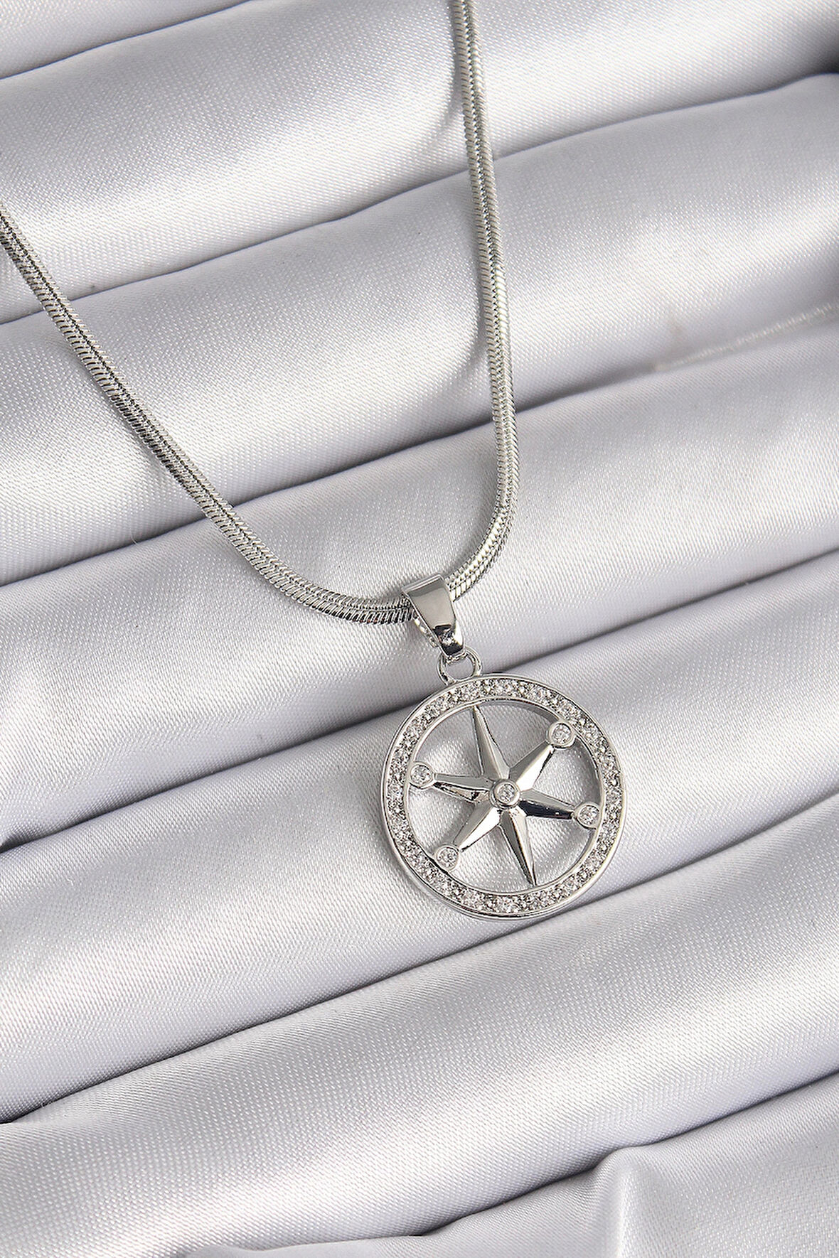 Dodes 316L Çelik Gümüş Renk İtalyan Zincir Zirkon Taşlı Kutup Yıldız Model Kadın Kolye TG27BKO9594