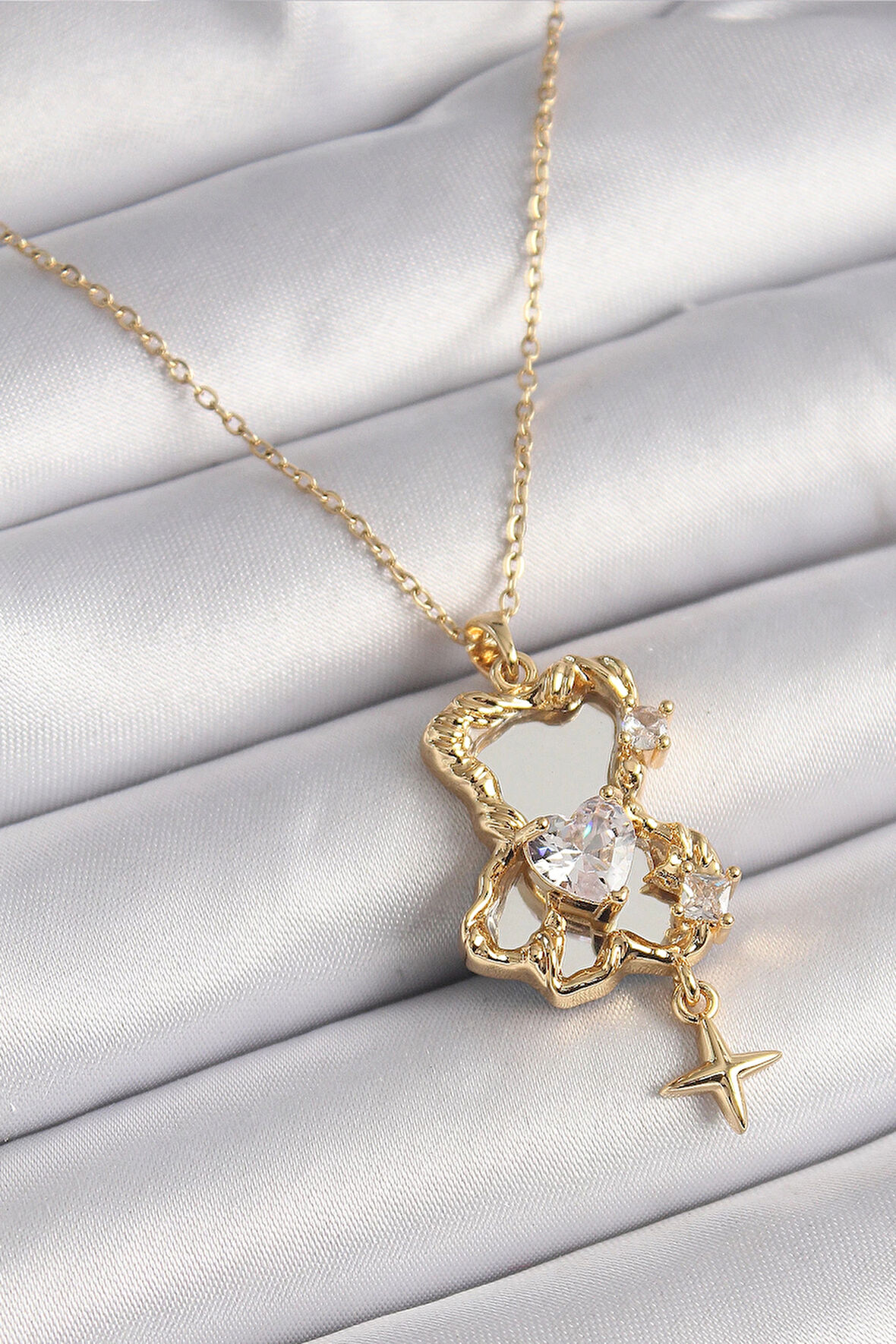 Dodes 316L Çelik Gold Renk Zincir Ayna Ayıcık Model Zirkon Taşlı Kalp Model Kadın Kolye TG27BKO9626