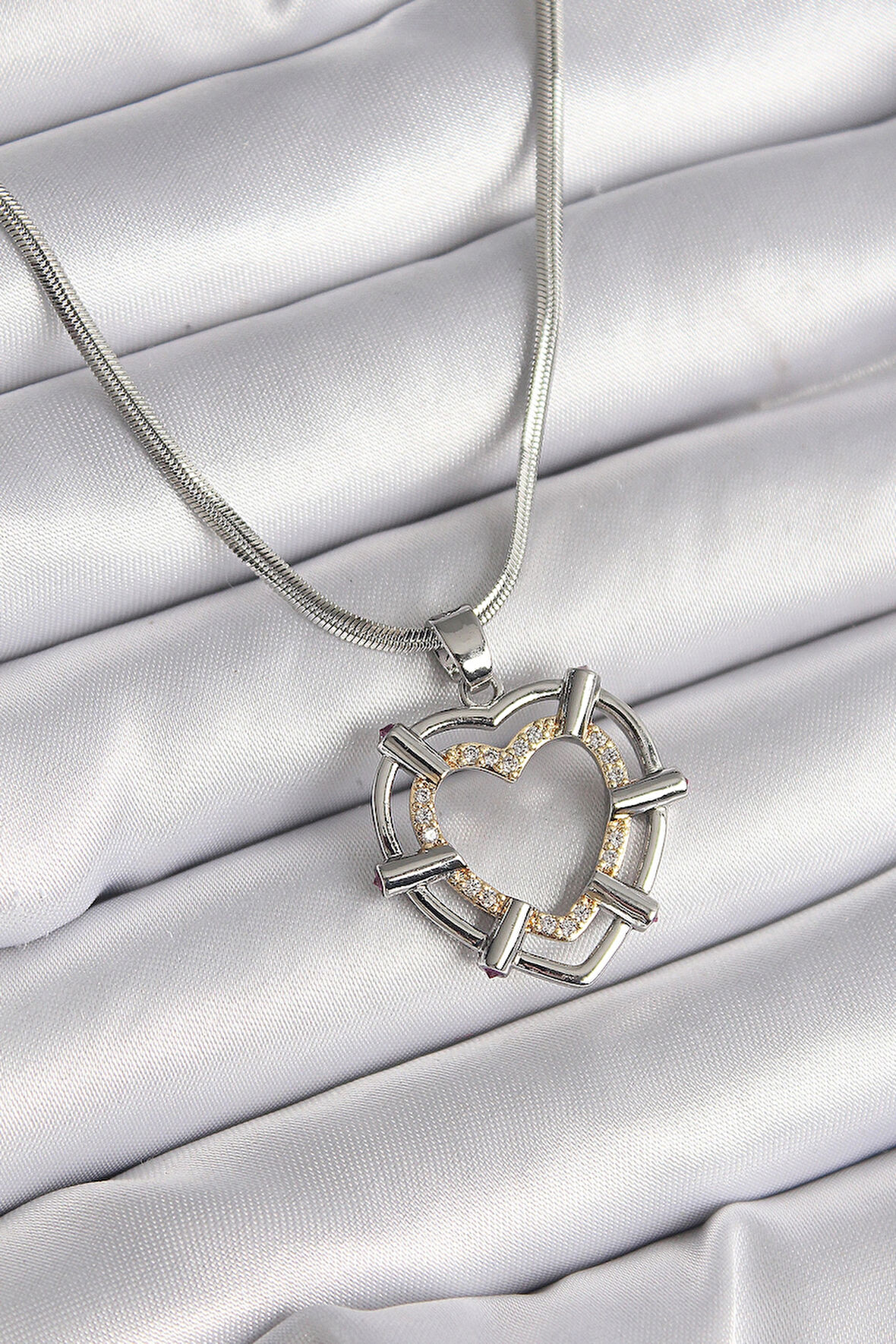 Dodes Dodes 316L Çelik Gümüş Renk İtalyan Zincir Mix Renk Zirkon Taş Detay Kalp Model Kadın Kolye TG27BKO9600