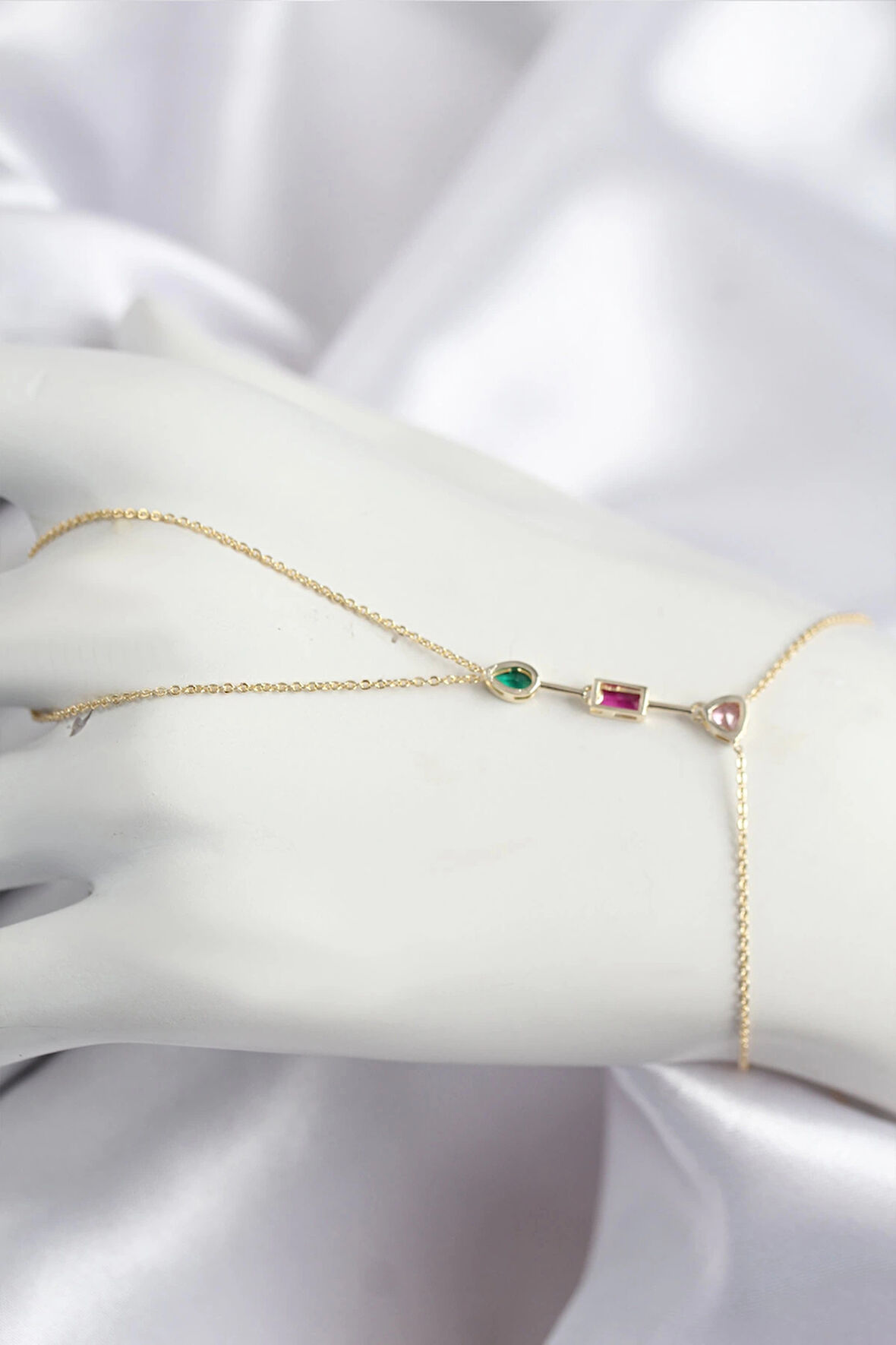 Dodes Pirinç Renkli Zirkon Taşlı Model Gold Renk Şahmeran TG27SN725