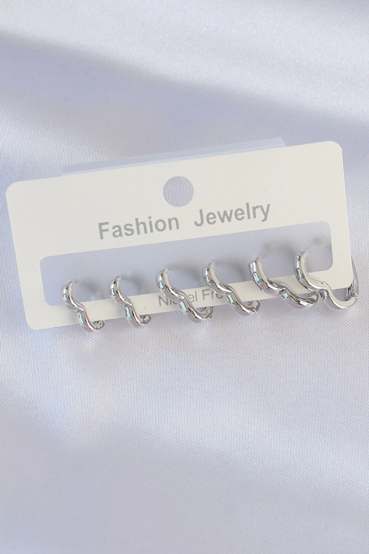 Dodes Pirinç Gümüş Renk Kalp Model Küpe Seti TG27BKP8993