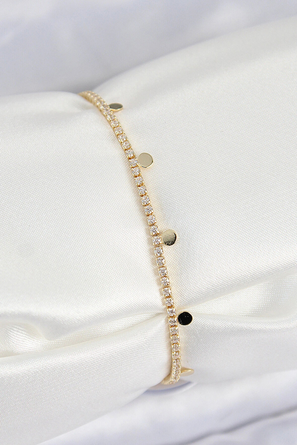 Dodes Dodes Pirinç Zirkon Taşlı Ezme Zincirli Sıralı Model Gold Renk Kadın Bilekilk TG27BB7655