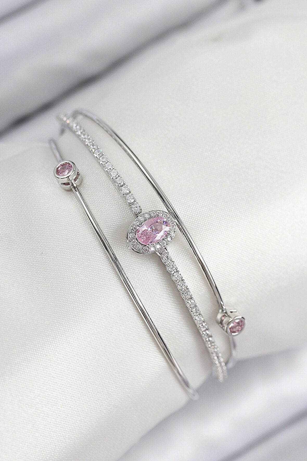 Dodes Pirinç Zirkon Taşlı Baget Model Gümüş Renk Kadın Bileklik TG27BB7872