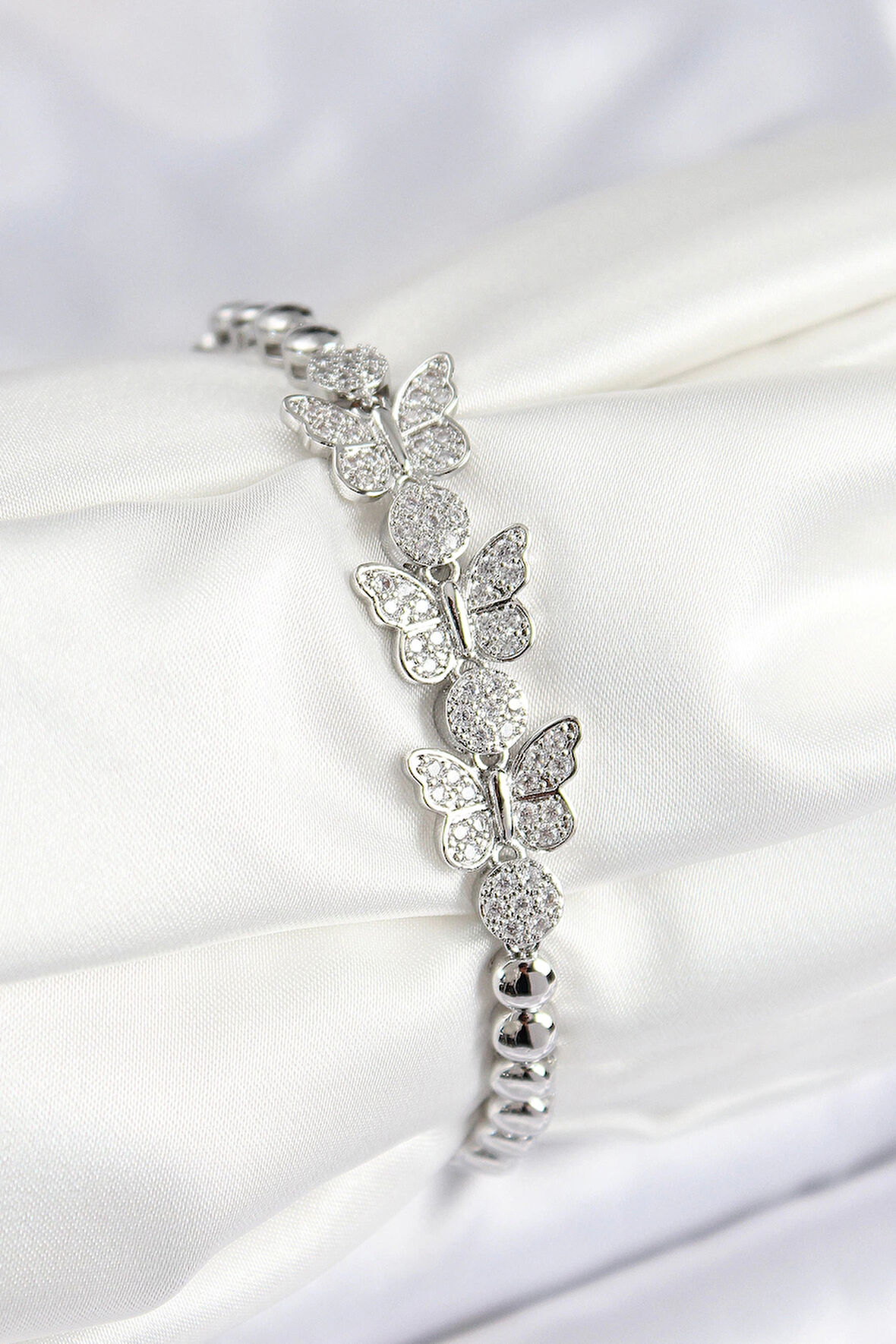 Dodes Pirinç Zirkon Taşlı Kelebek Model Gümüş Renk Kadın Bileklik TG27BB7892