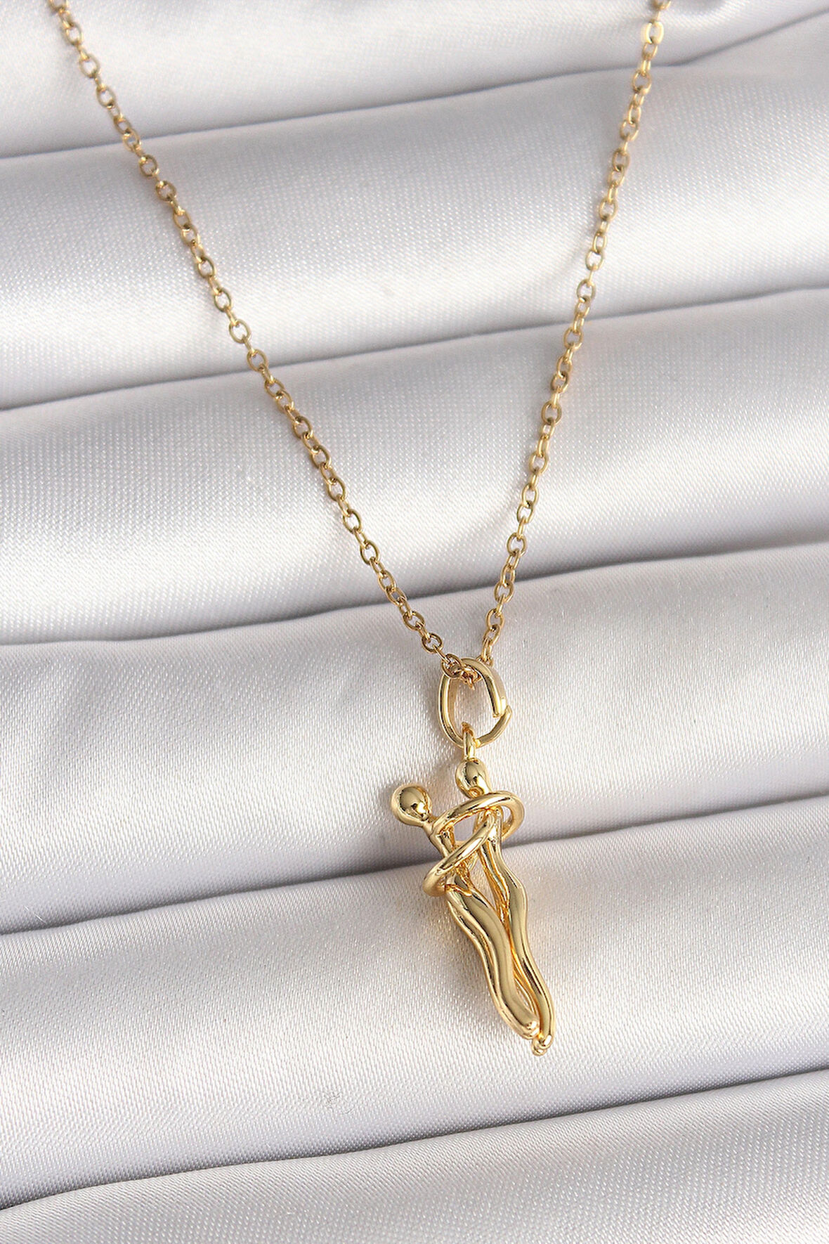 Dodes Dodes 316L Çelik Gold Renk Zincir Sarılma Model Kadın Kolye TG27BKO9976