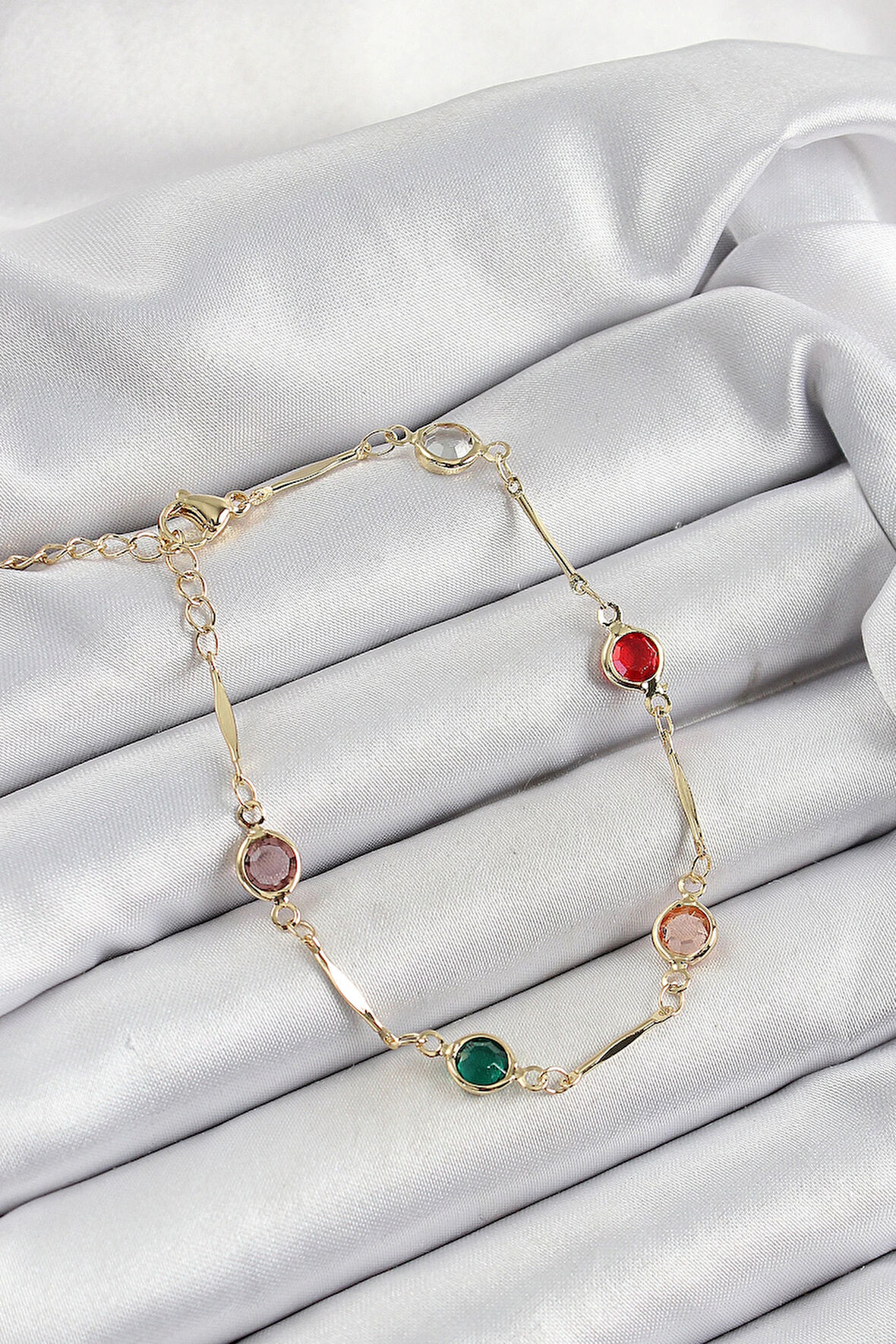 Dodes Pirinç Asorti Model Gold Renk Zirkon Taşlı Kadın Bileklik TG27BB7039