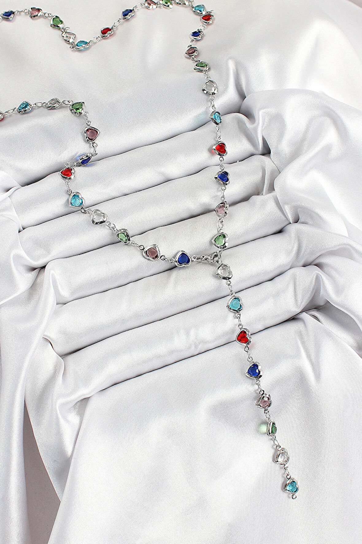 Dodes Pirinç Gümüş Renk Karışık Renk Zirkon Taşlı Kalpli Y Kadın Kolye TG27BKO10338