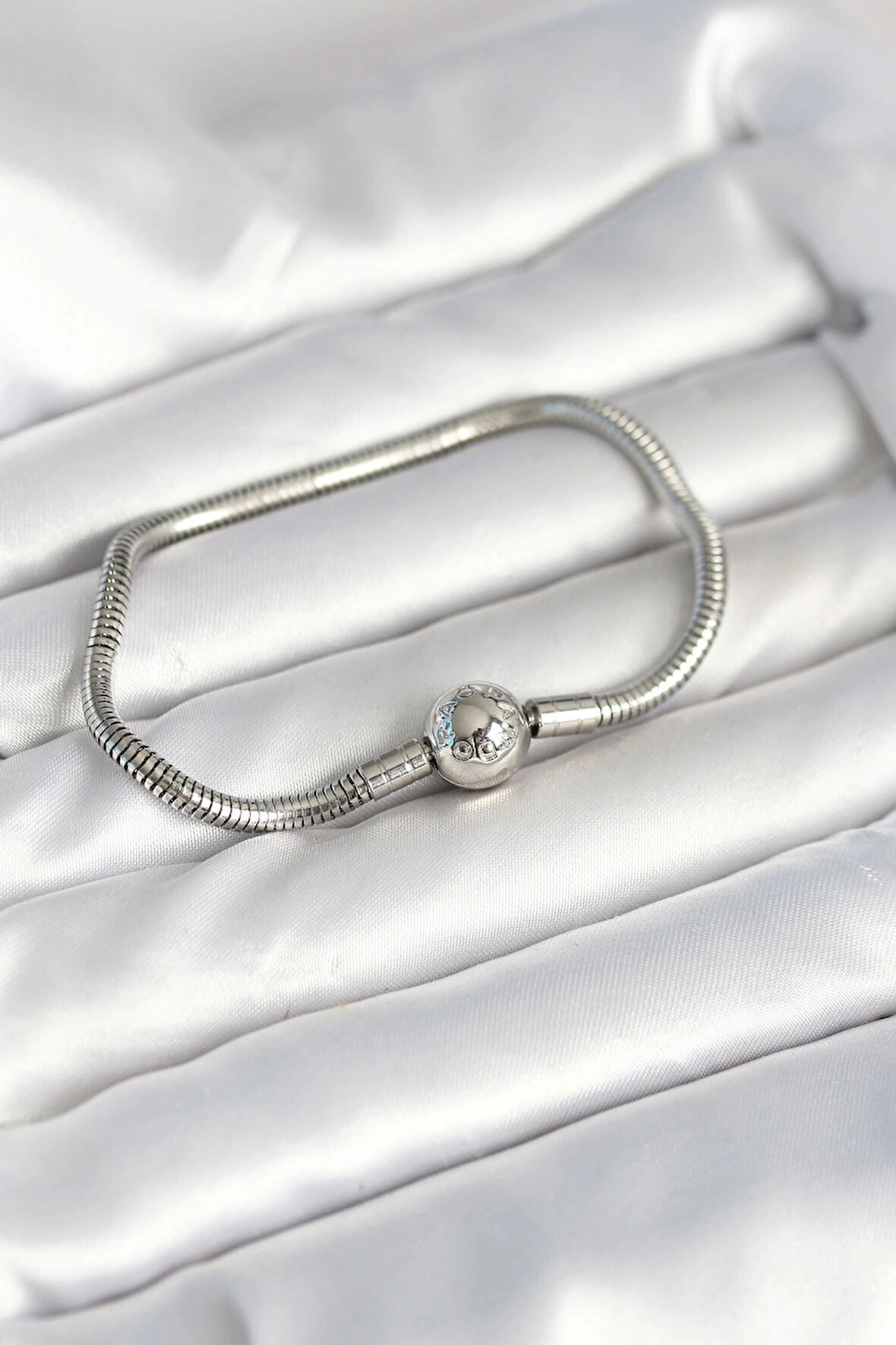 Dodes Dodes Gümüş Renk Pirinç Charm Bileklik TG27BB8015