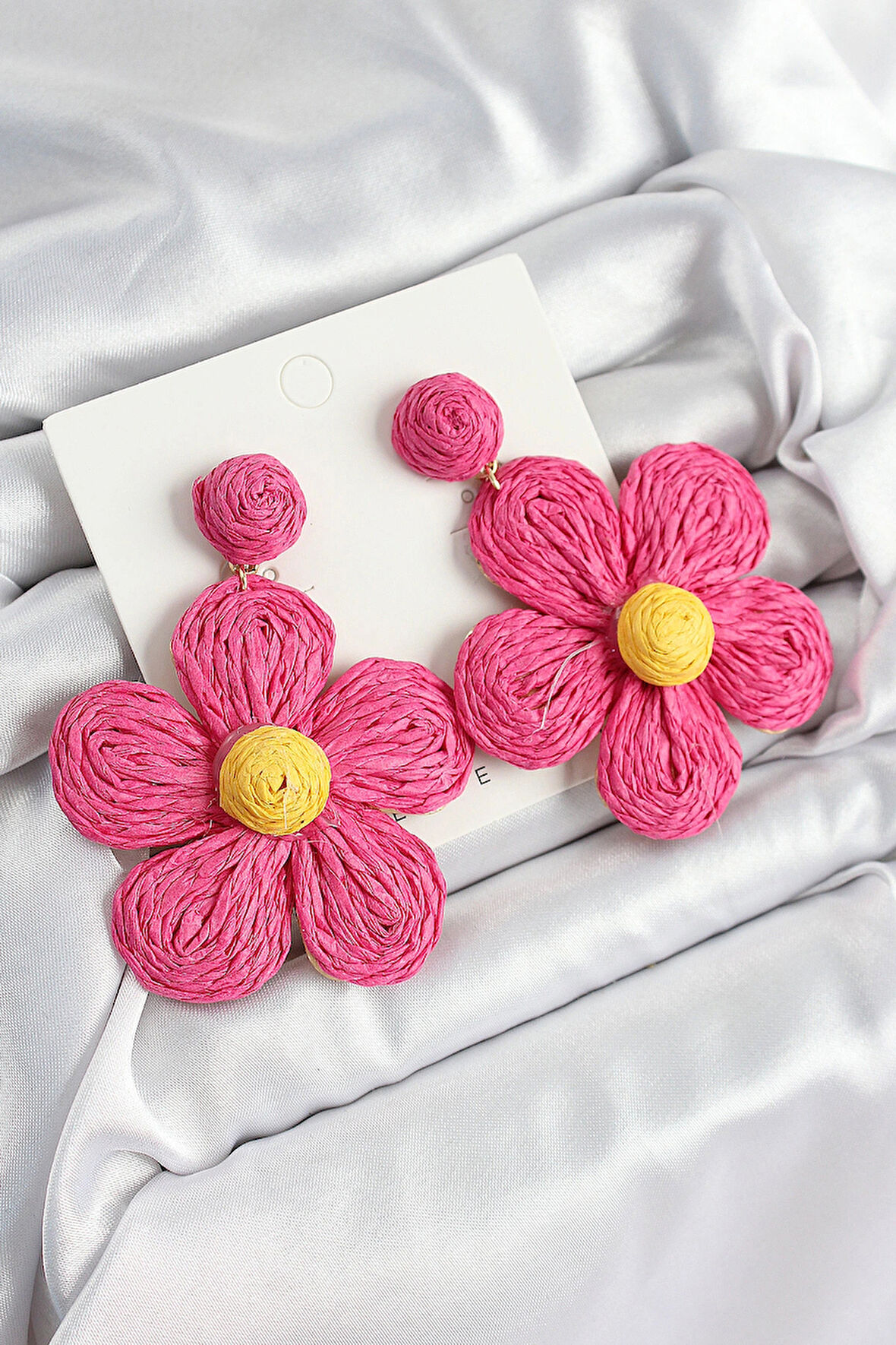 Dodes Dodes Pirinç Pembe Papatya Model Gold Renk Kadın Hasır Küpe TG27BKP10897